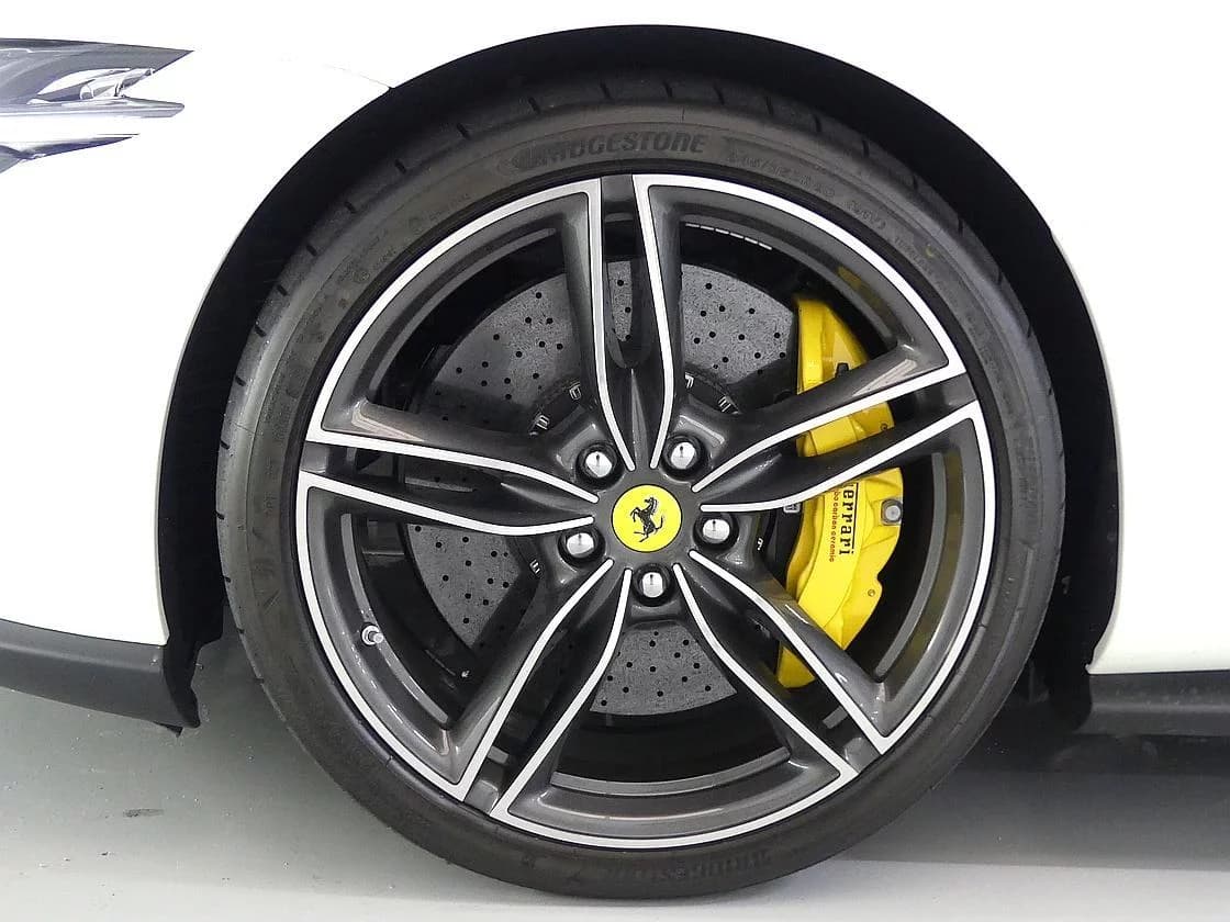 Ferrari ROMA 3.9 Spider, 2024 г. 2320 км. — фото 4