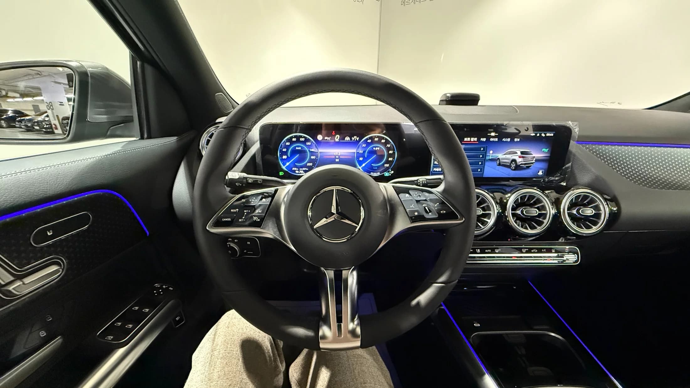 Mercedes-Benz EQA EQA250, электромобиль, 2025 г. — фото 9