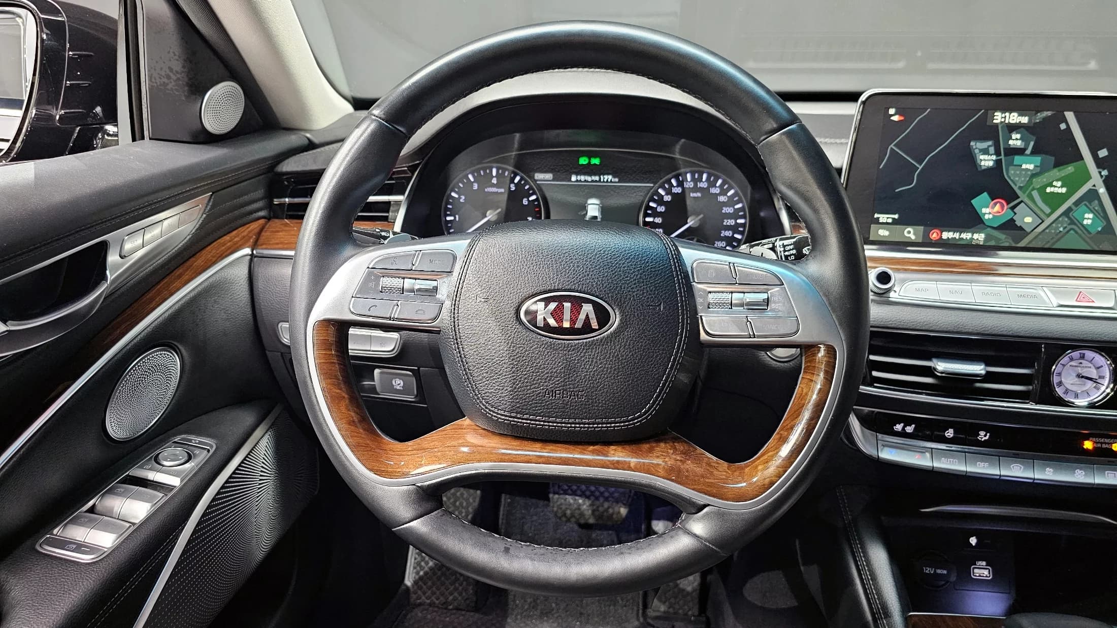 Kia K9 3.8 GDI AWD Best SelectionⅠ, 2021 г. 124919 км. — фото 13