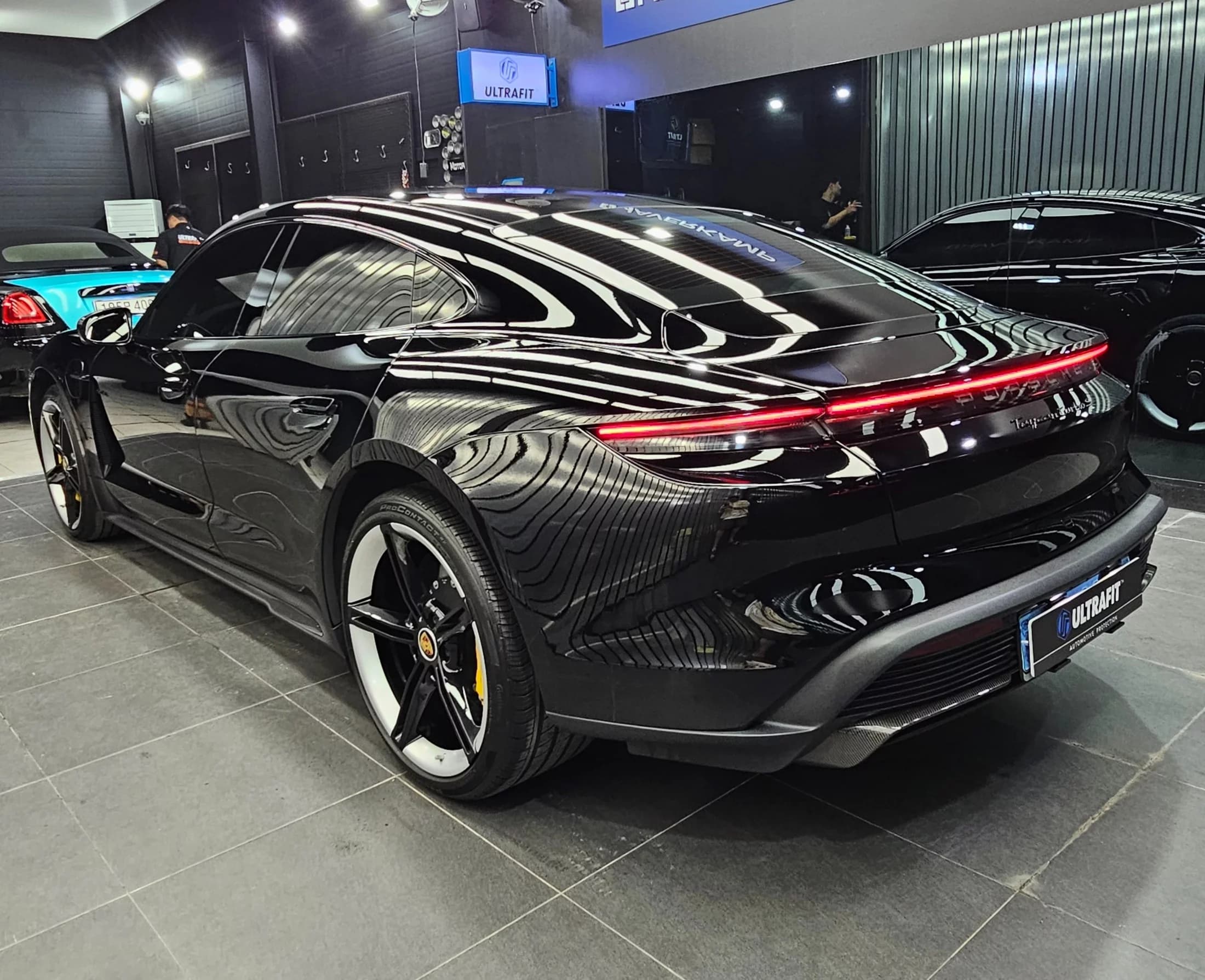 Porsche TAYCAN Turbo S, электромобиль, 2021 г. 23622 км. — фото 2