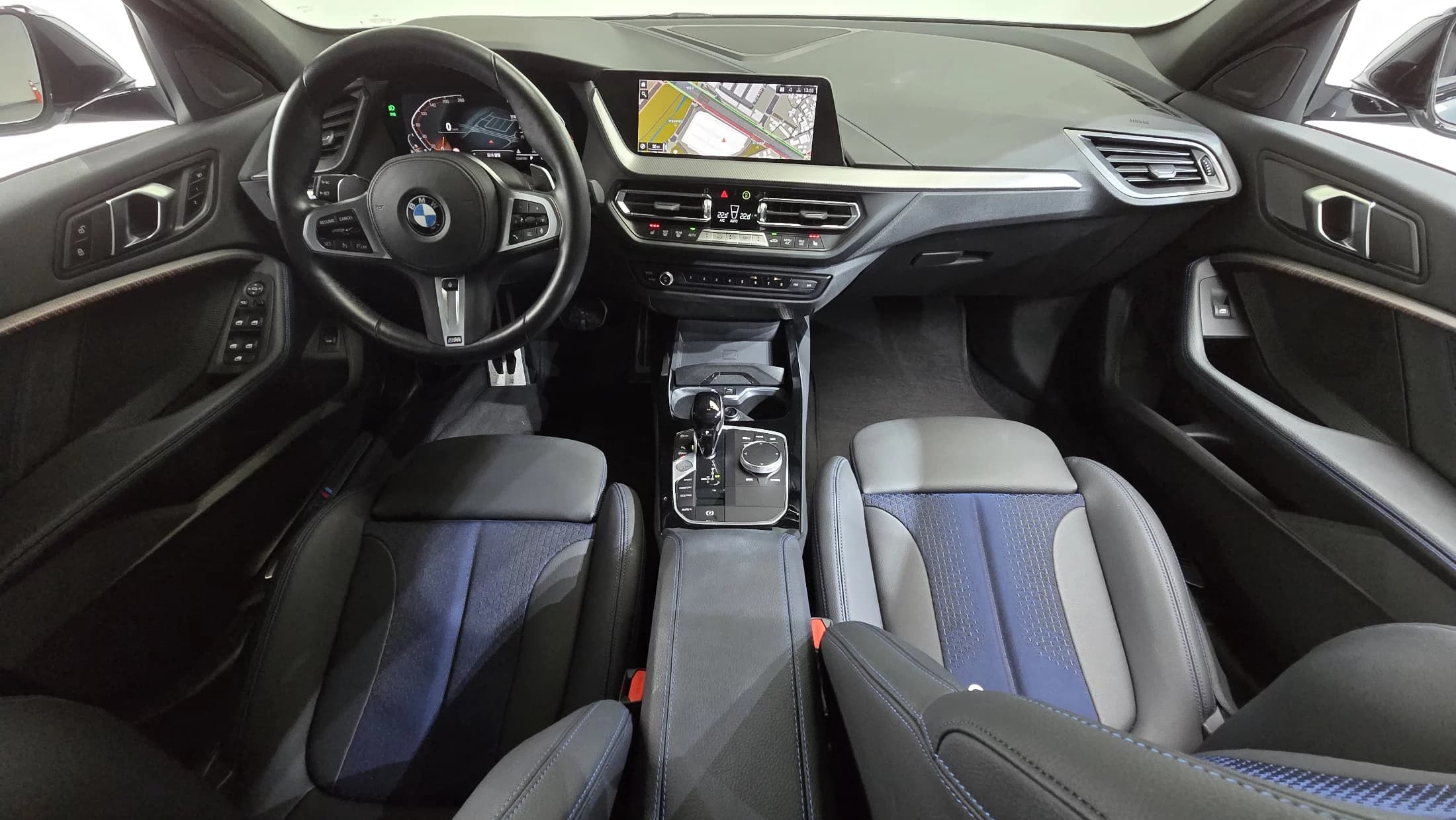 BMW 1-Series 120i M Sports, 2023 г. 8267 км. — фото 7
