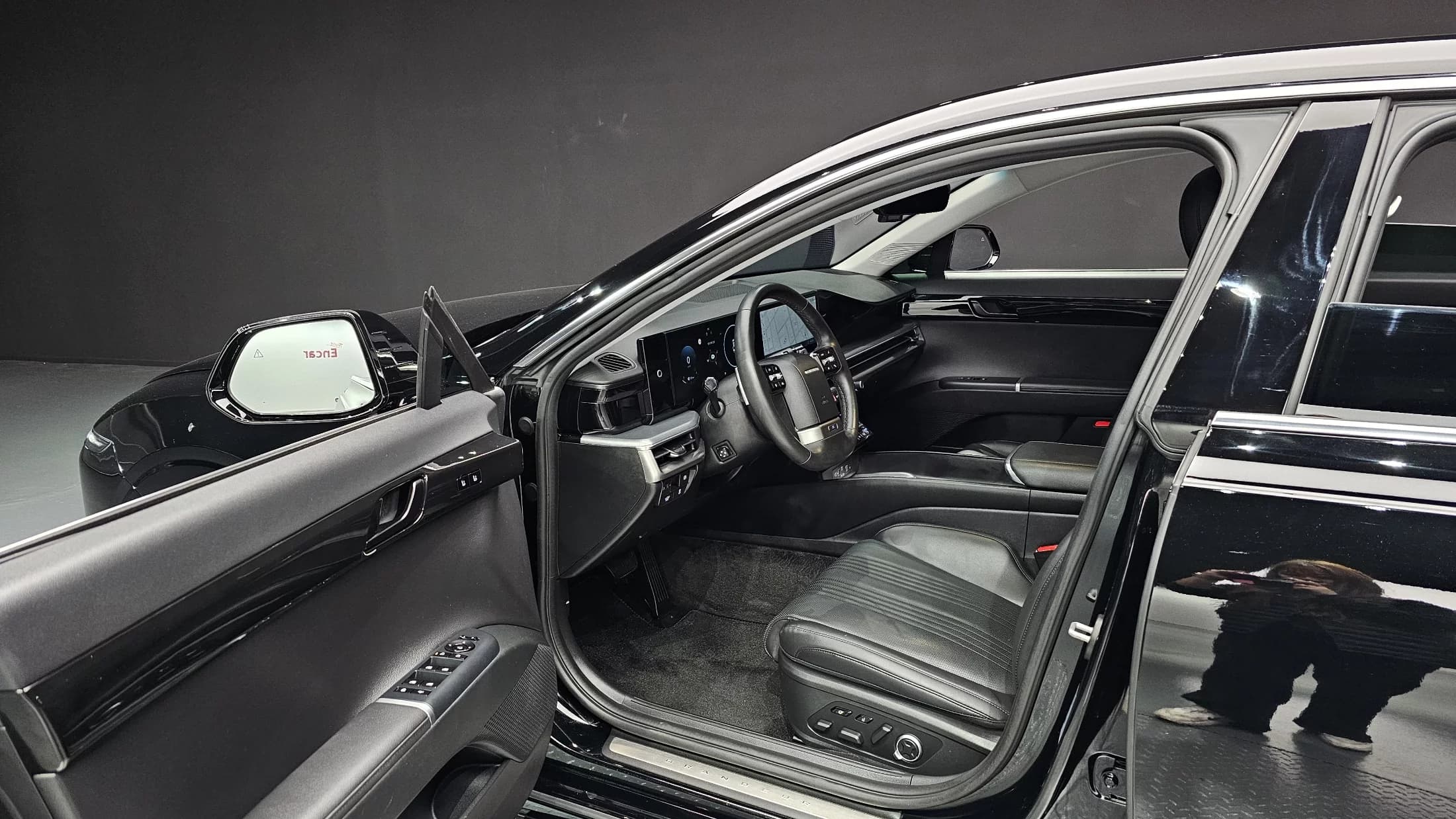 Hyundai Grandeur 2,5 Gasoline 2WD Exclusive, 2023 г. 46357 км. — фото 11