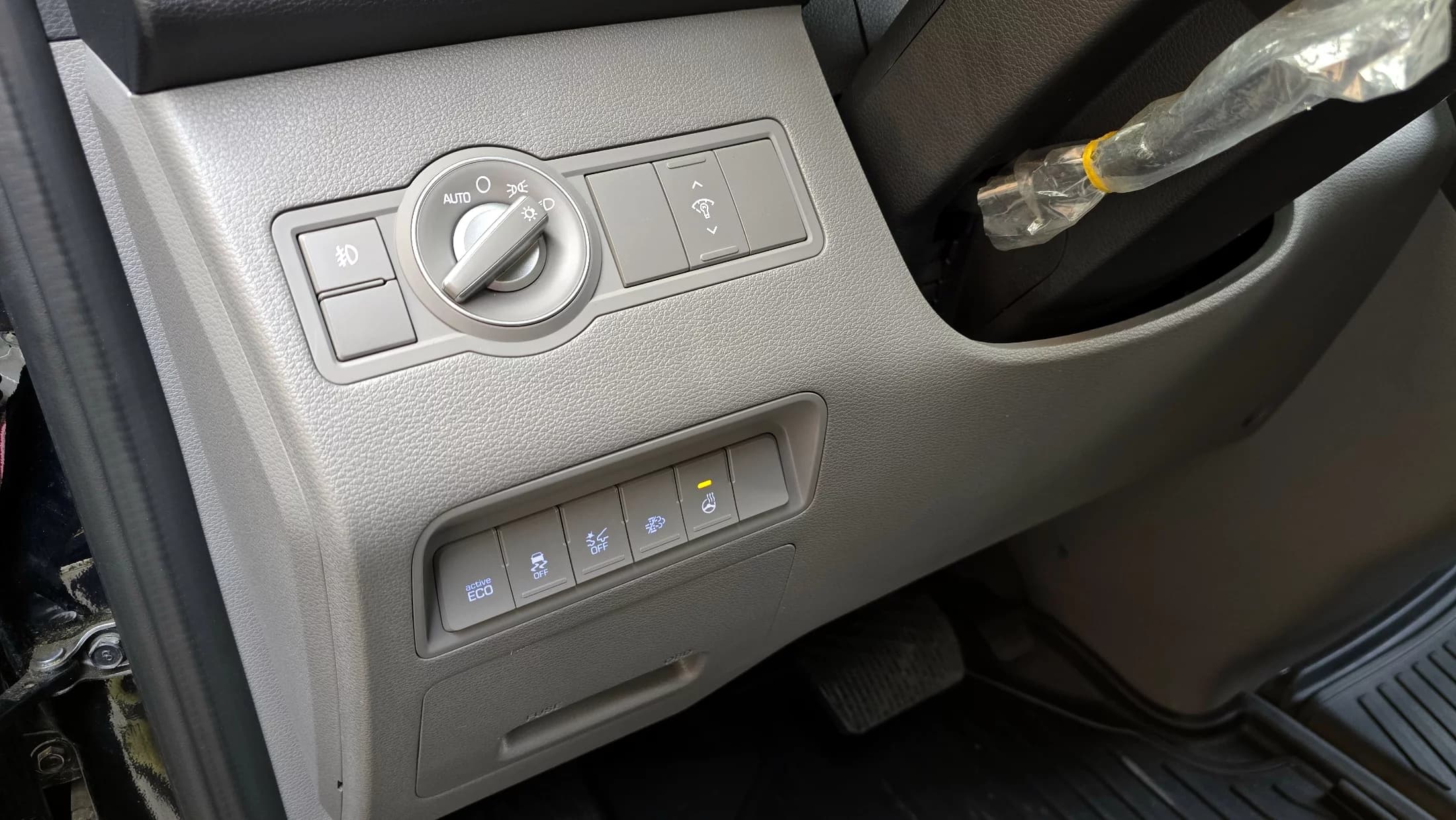 Hyundai H1 15-seater Luxury, 2022 г. 5680 км. — фото 16