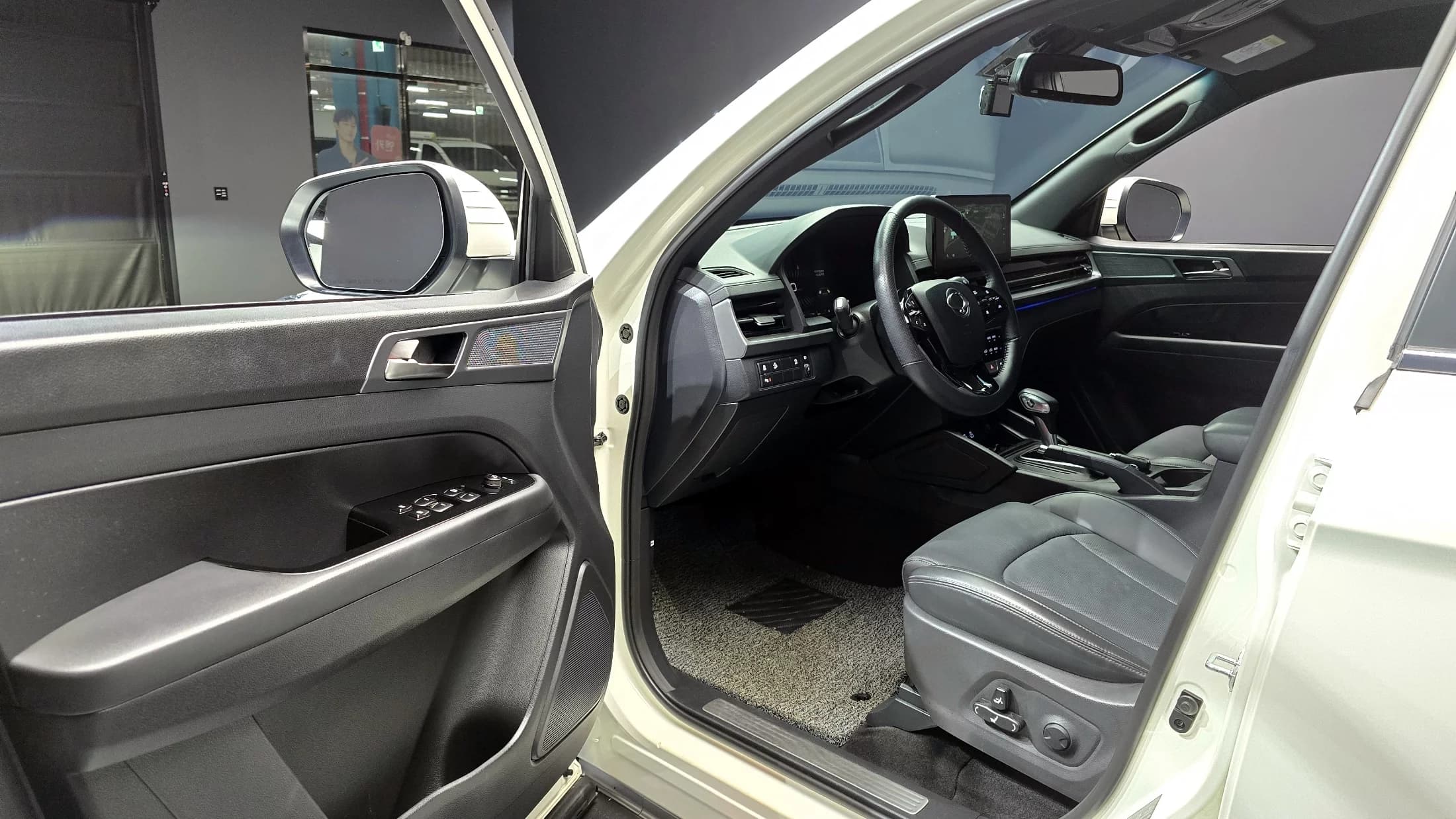 SsangYong Rexton Diesel 2.2 4WD Culman Prestige, 2024 г. 34634 км. — фото 11