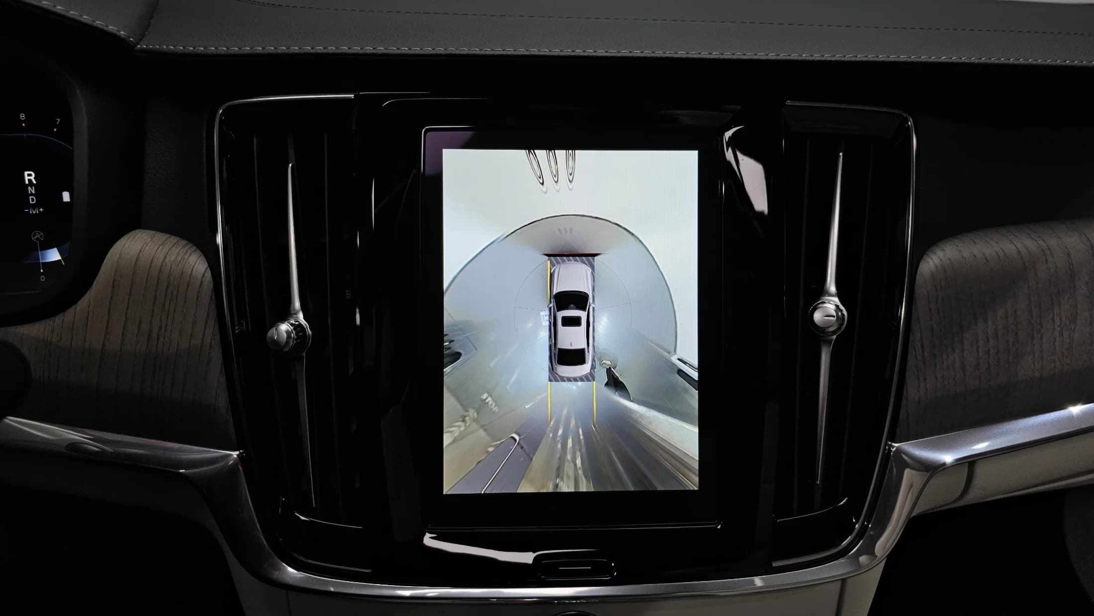 Volvo S90 B6 AWD Ultimate Bright, 2023 г. 48057 км. — фото 14