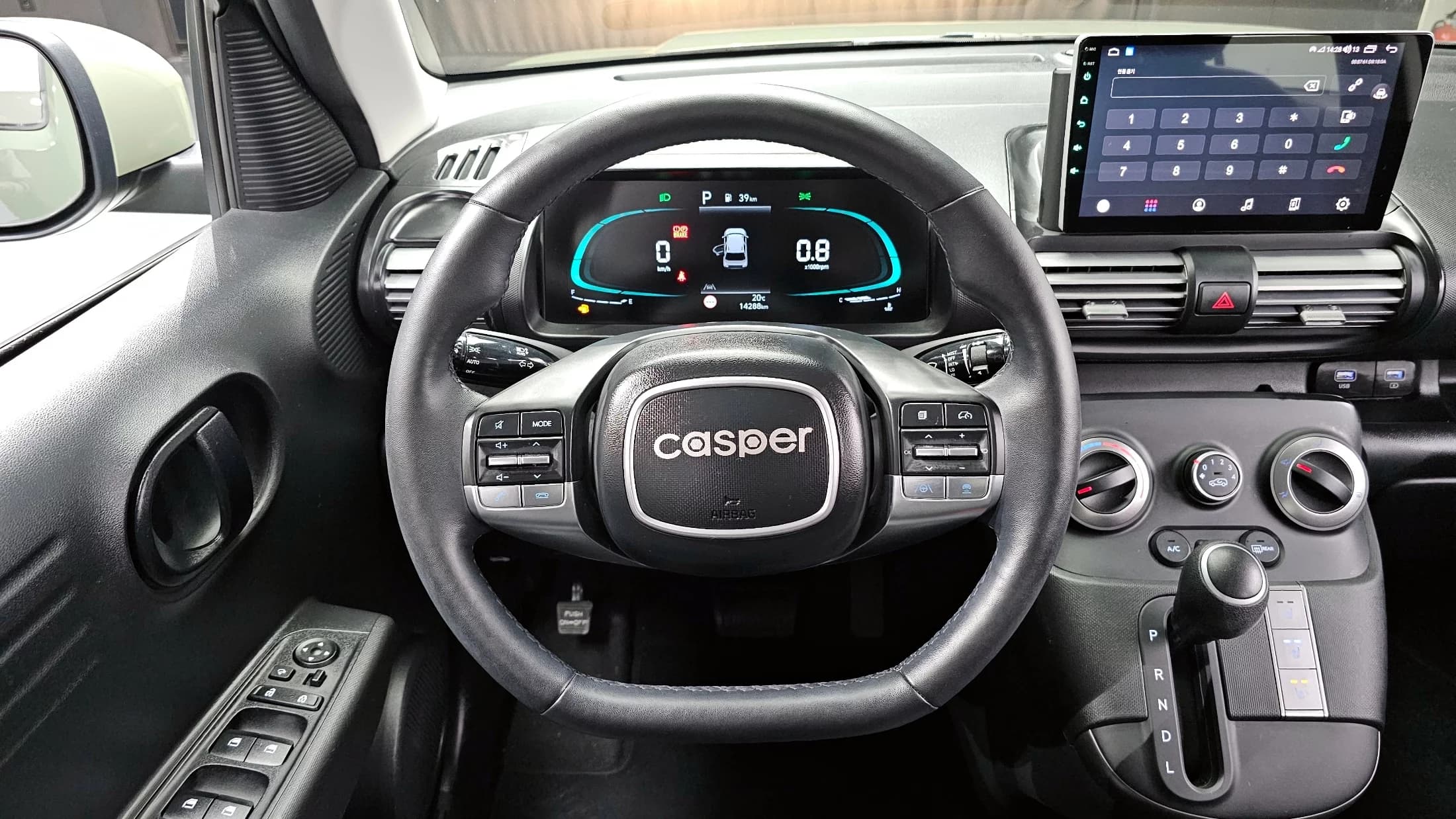Hyundai Casper Turbo The Essential Light, 2023 г. 14312 км. — фото 13