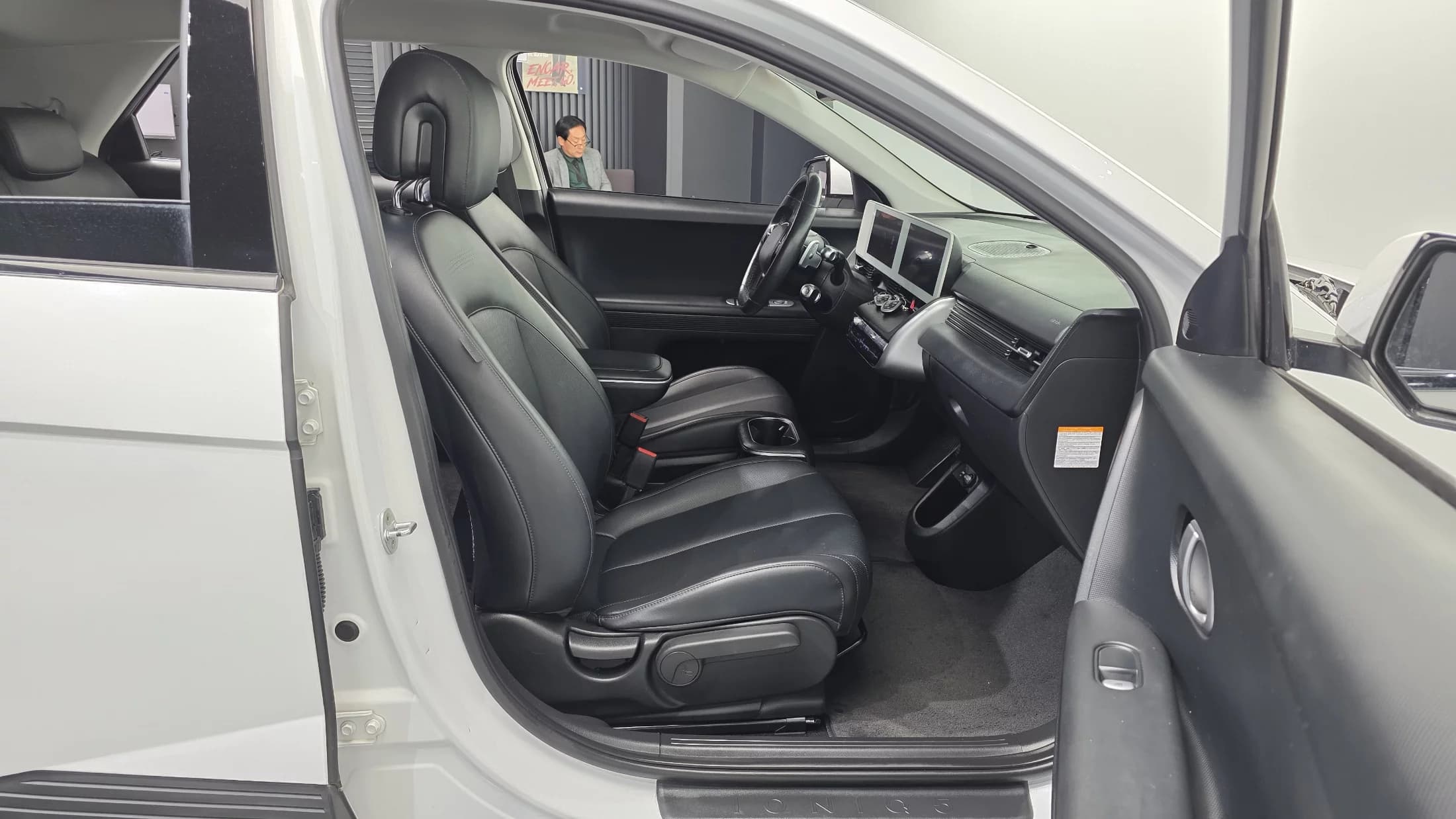 Hyundai Ioniq 5 Long Range AWD Exclusive, электромобиль, 2021 г. 106387 км. — фото 11