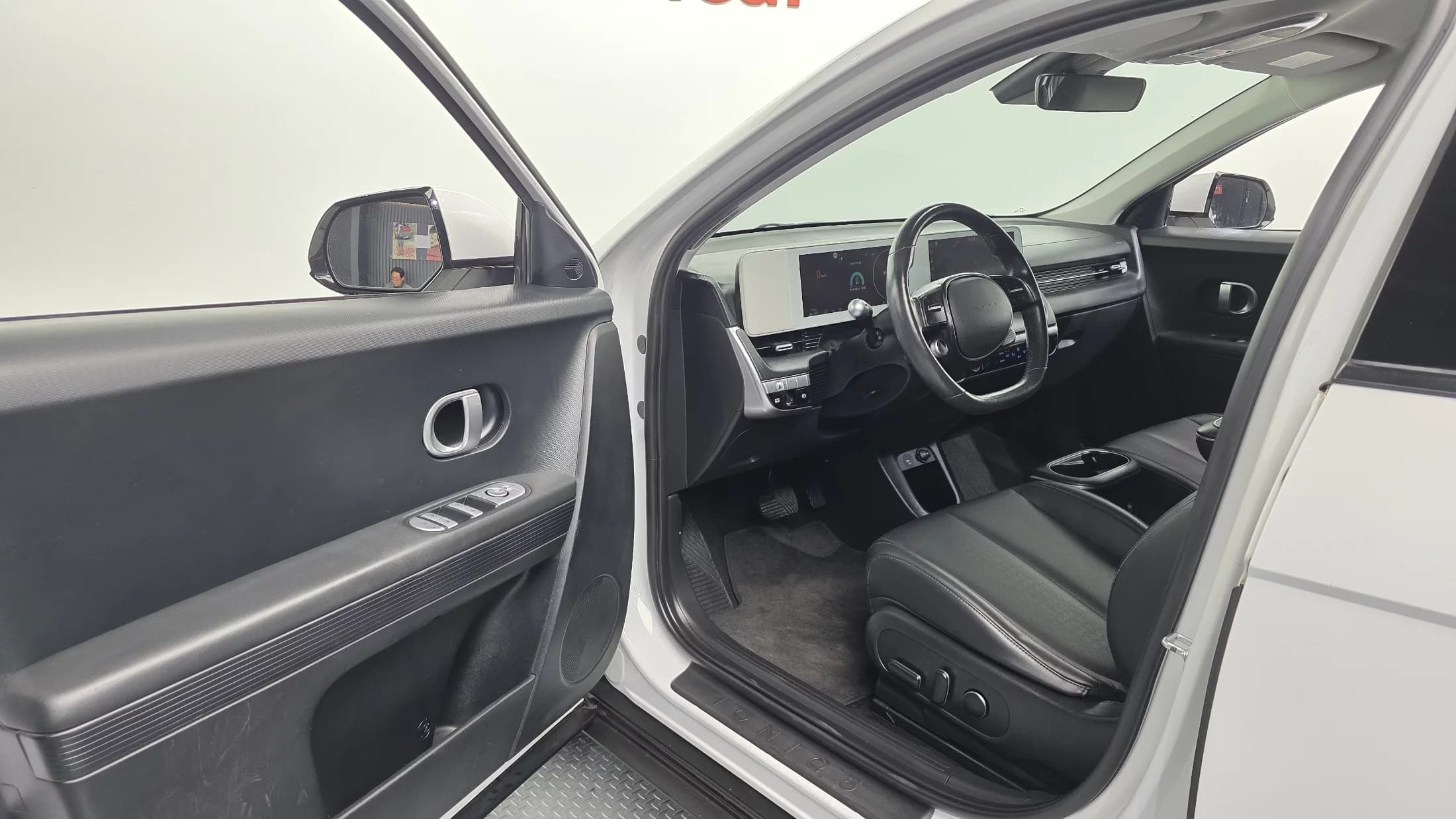 Hyundai Ioniq 5 Long Range AWD Exclusive, электромобиль, 2021 г. 106387 км. — фото 10