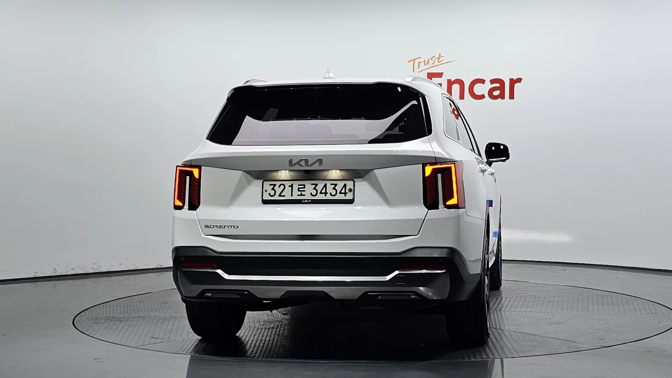 Kia Sorento Gasoline 2.5T 2WD Signature, 2023 г. 5932 км. — фото 4