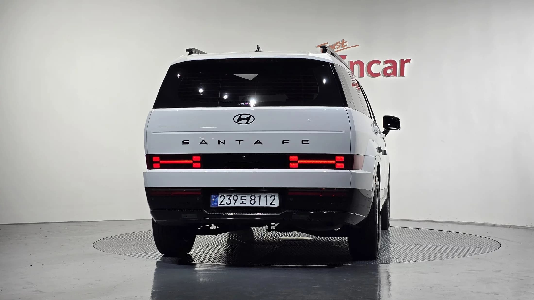 Hyundai Santa Fe HEV 1.6 2WD Calligraphy, гибрид, 2023 г. 17597 км. — фото 4