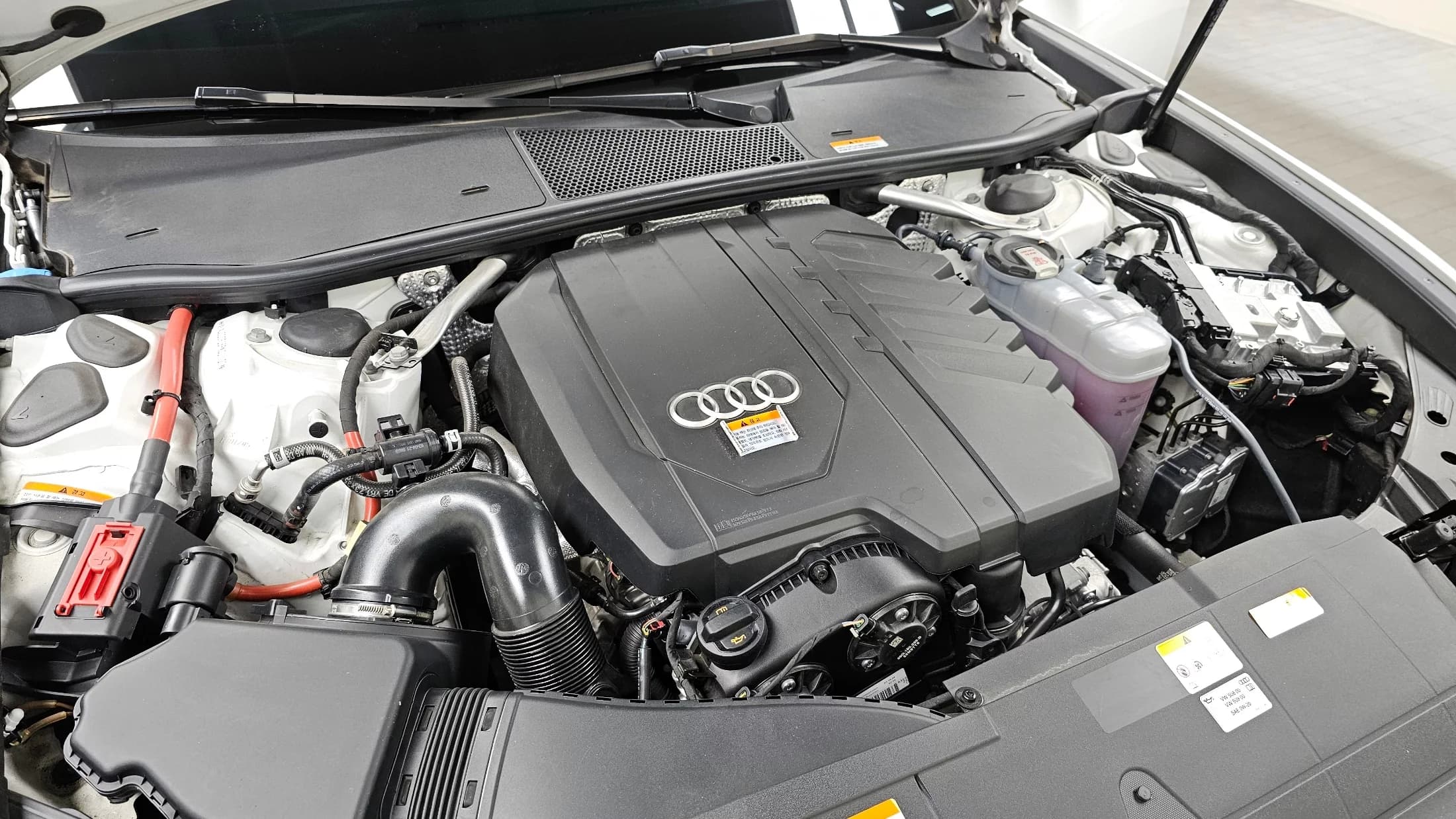 Audi A6 45 TFSI Quattro Premium, 2023 г. 9814 км. — фото 6