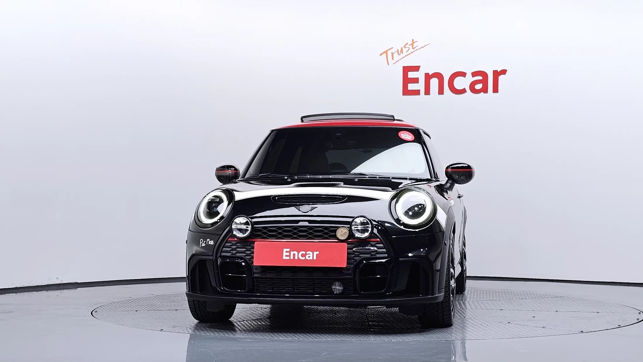 MINI Cooper JCW Pat Moss Edition 3rd, 2022 г. 39084 км. — фото 3