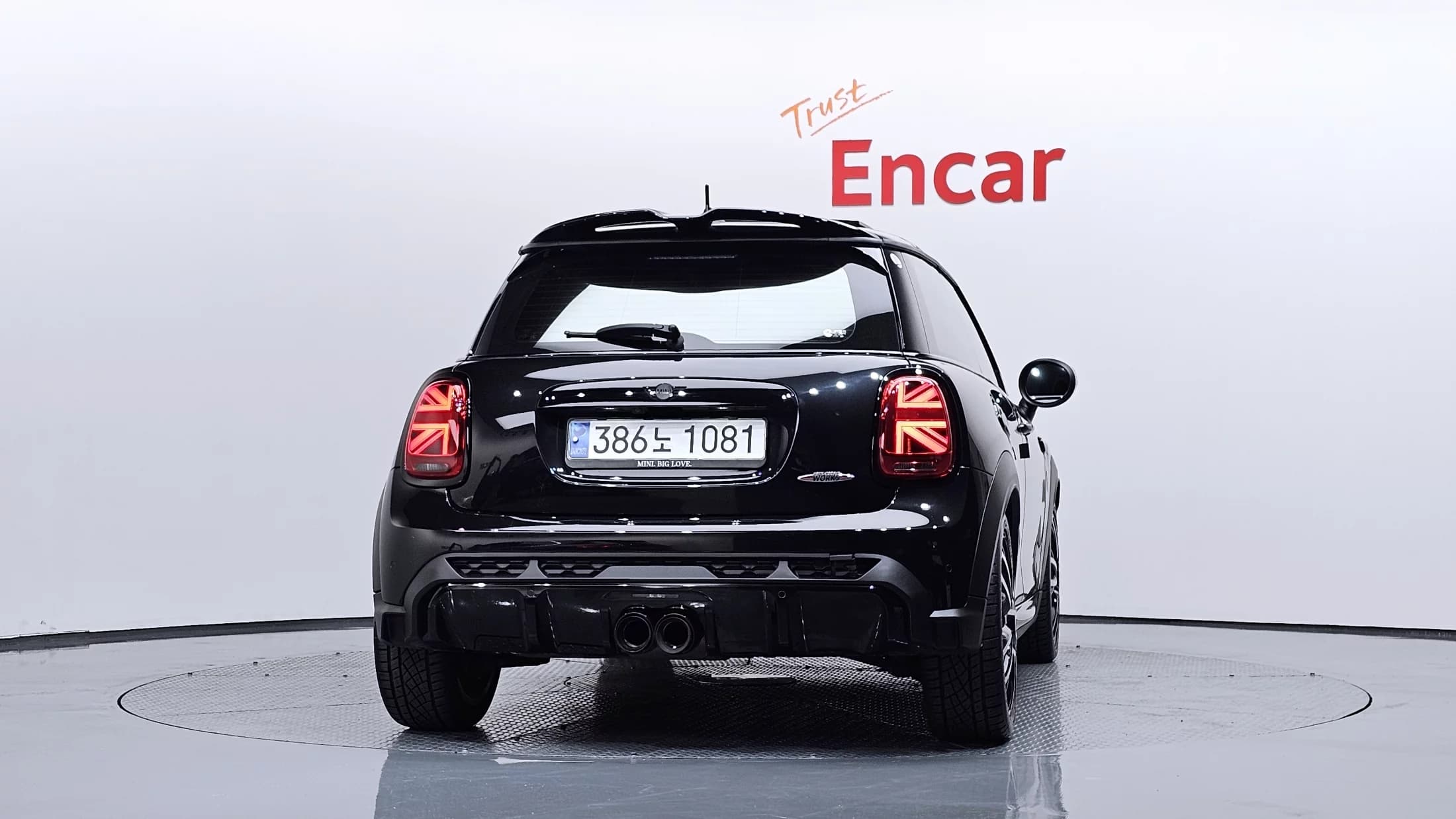 MINI Cooper JCW Pat Moss Edition 3rd, 2022 г. 39084 км. — фото 4