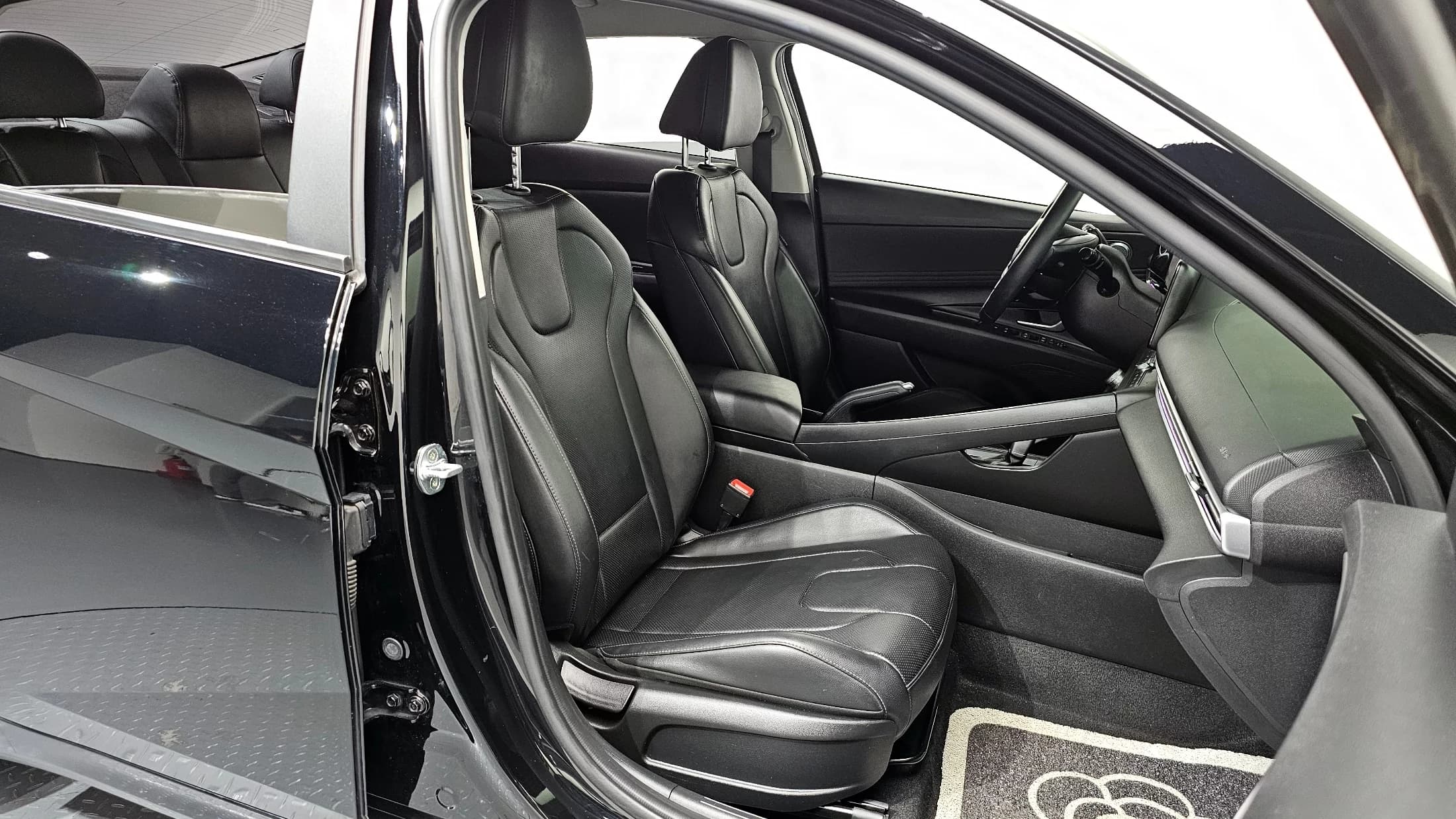 Hyundai AVANTE (Хендай Элантра) 1.6 Modern, 2021 г. 54099 км. — фото 10
