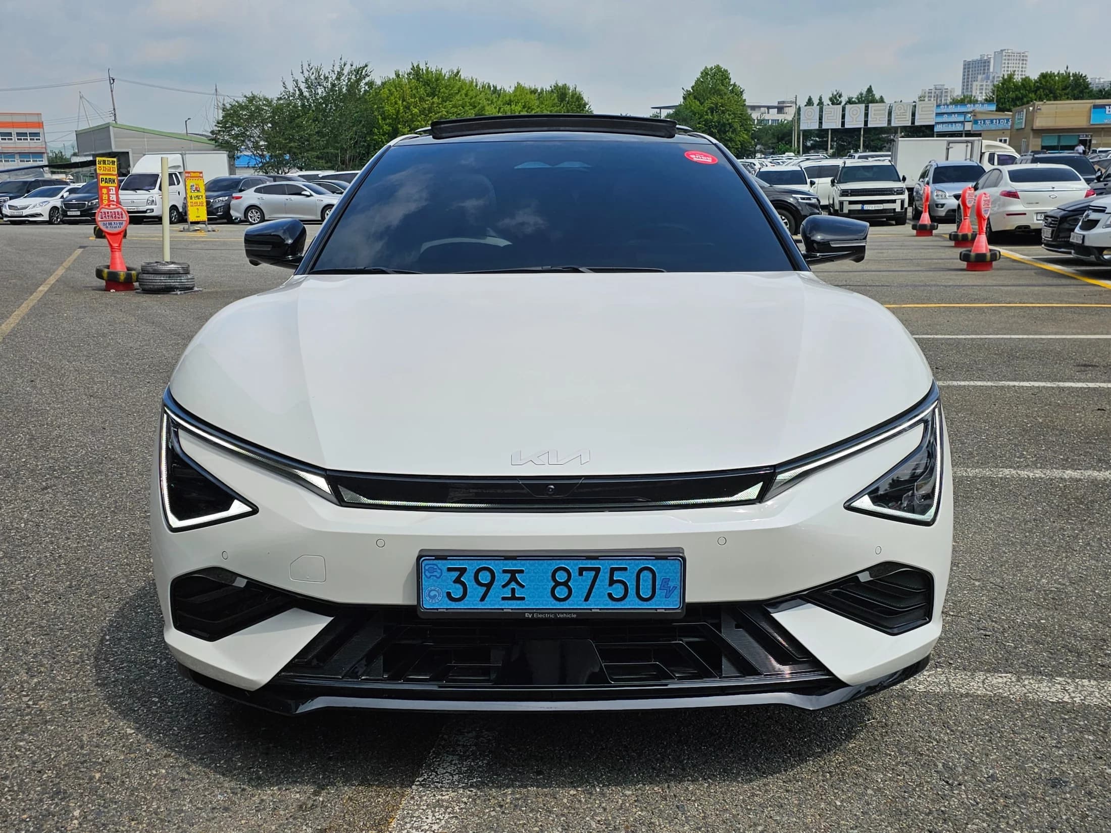 Kia EV6 Long Range 2WD GT Line, электромобиль, 2024 г. 5653 км.