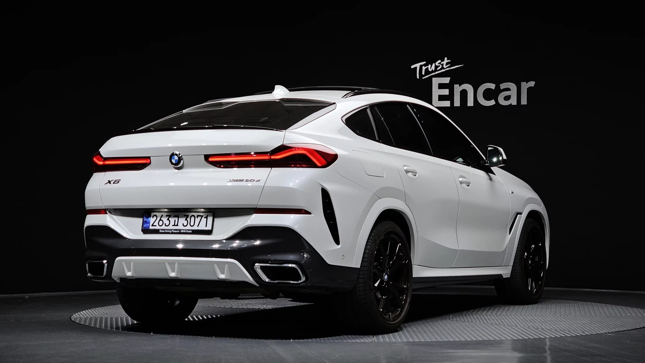 BMW X6 xDrive30d M Sport, 2021 г. 35376 км. — фото 2