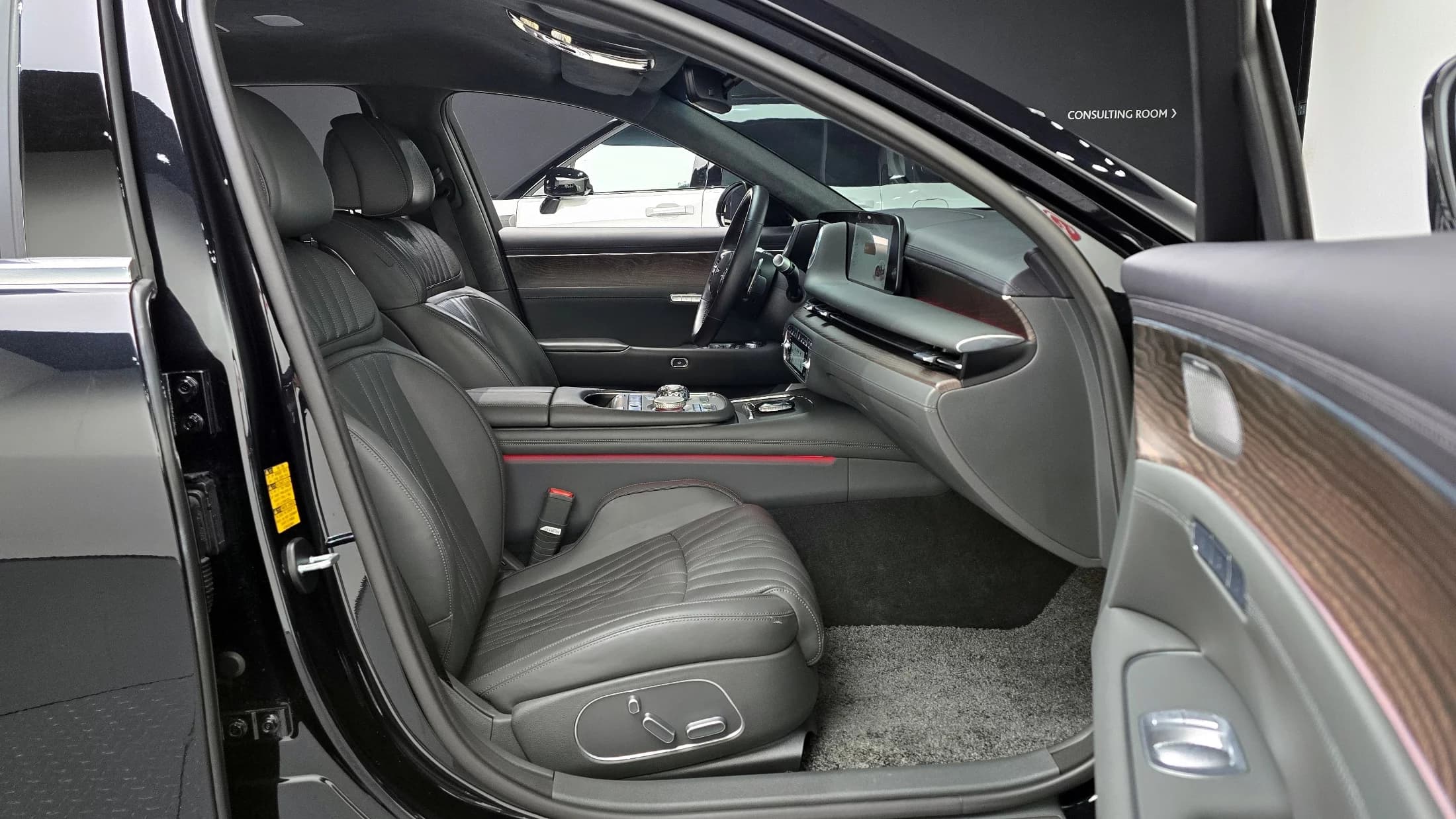 Genesis G90 Gasoline 3.5 Turbo AWD, 2022 г. 78661 км. — фото 10