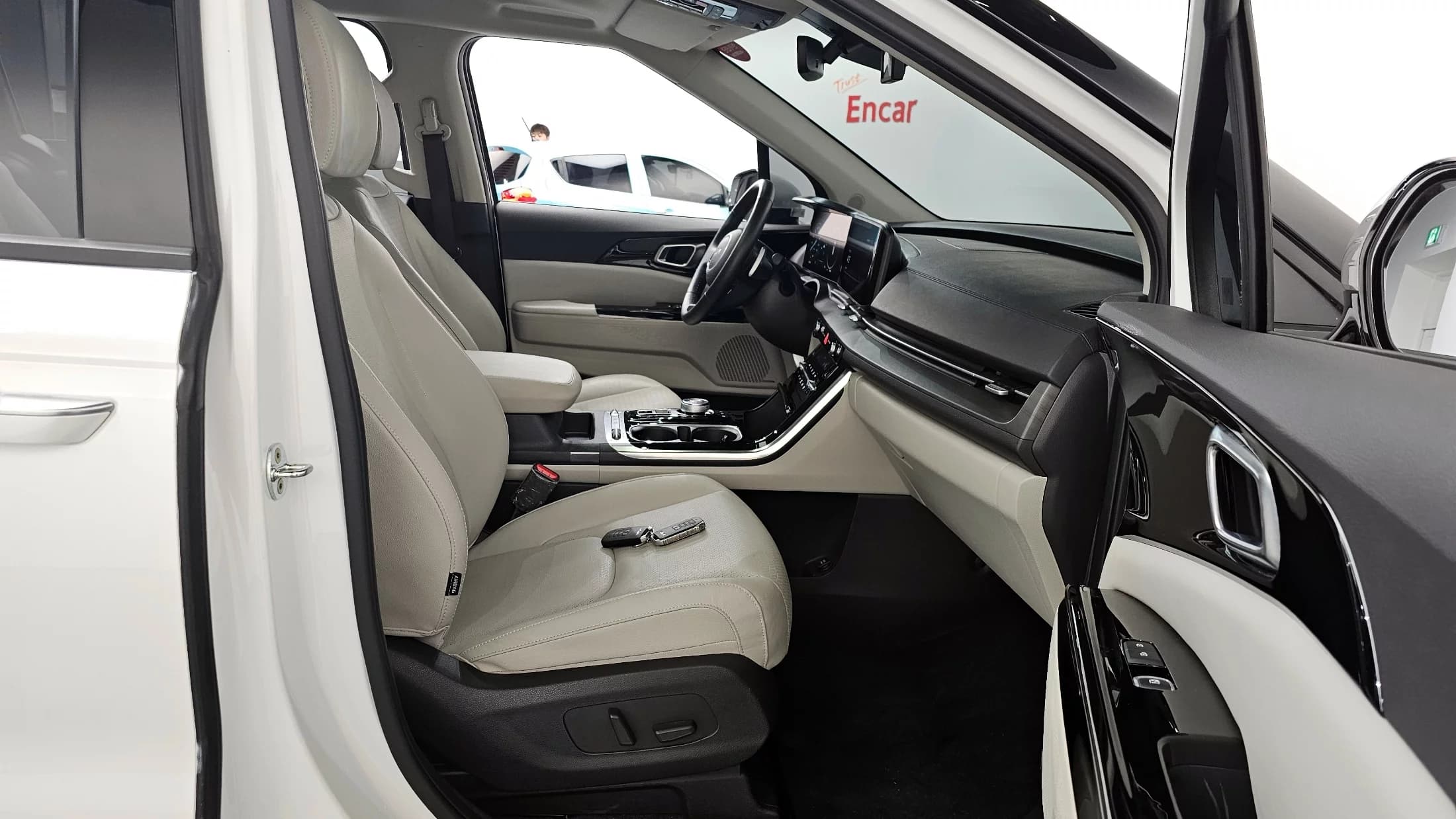 Kia Carnival Gasoline 9-Seater Noblesse, 2022 г. 63128 км. — фото 11