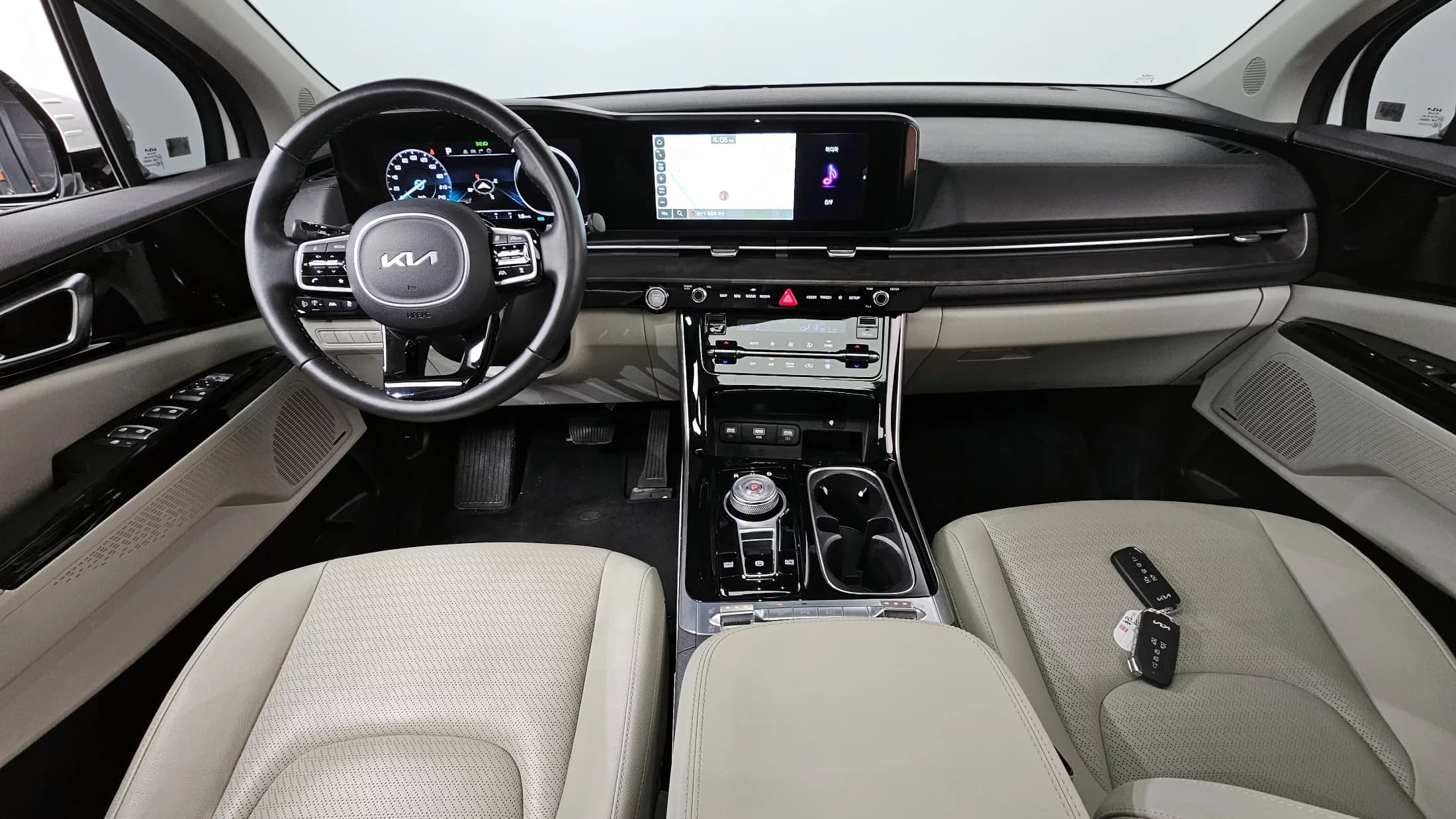 Kia Carnival Gasoline 9-Seater Noblesse, 2022 г. 63128 км. — фото 7