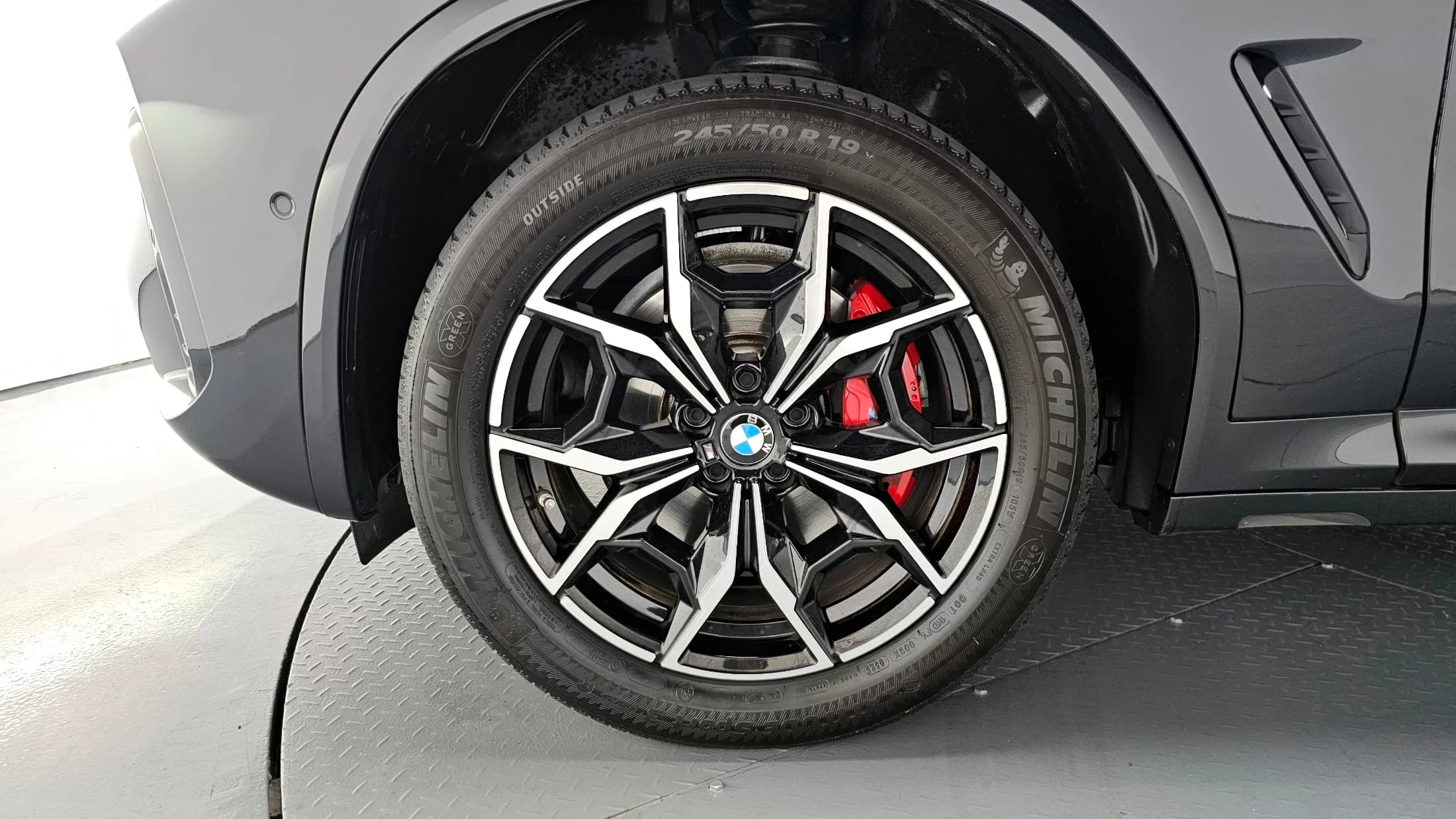 BMW X3 xDrive 20i M Sports Pro, 2023 г. 77622 км. — фото 4