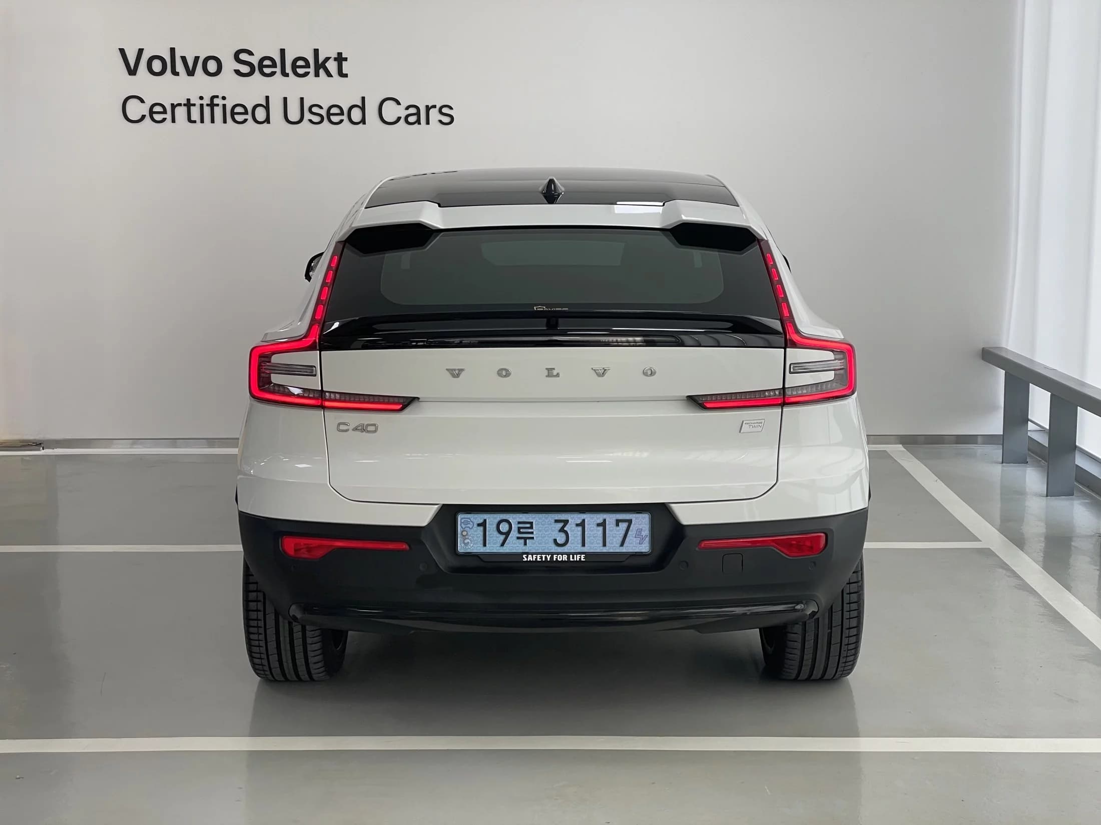 Volvo C40 Twin Ultimate, электромобиль, 2024 г. 20023 км. — фото 4