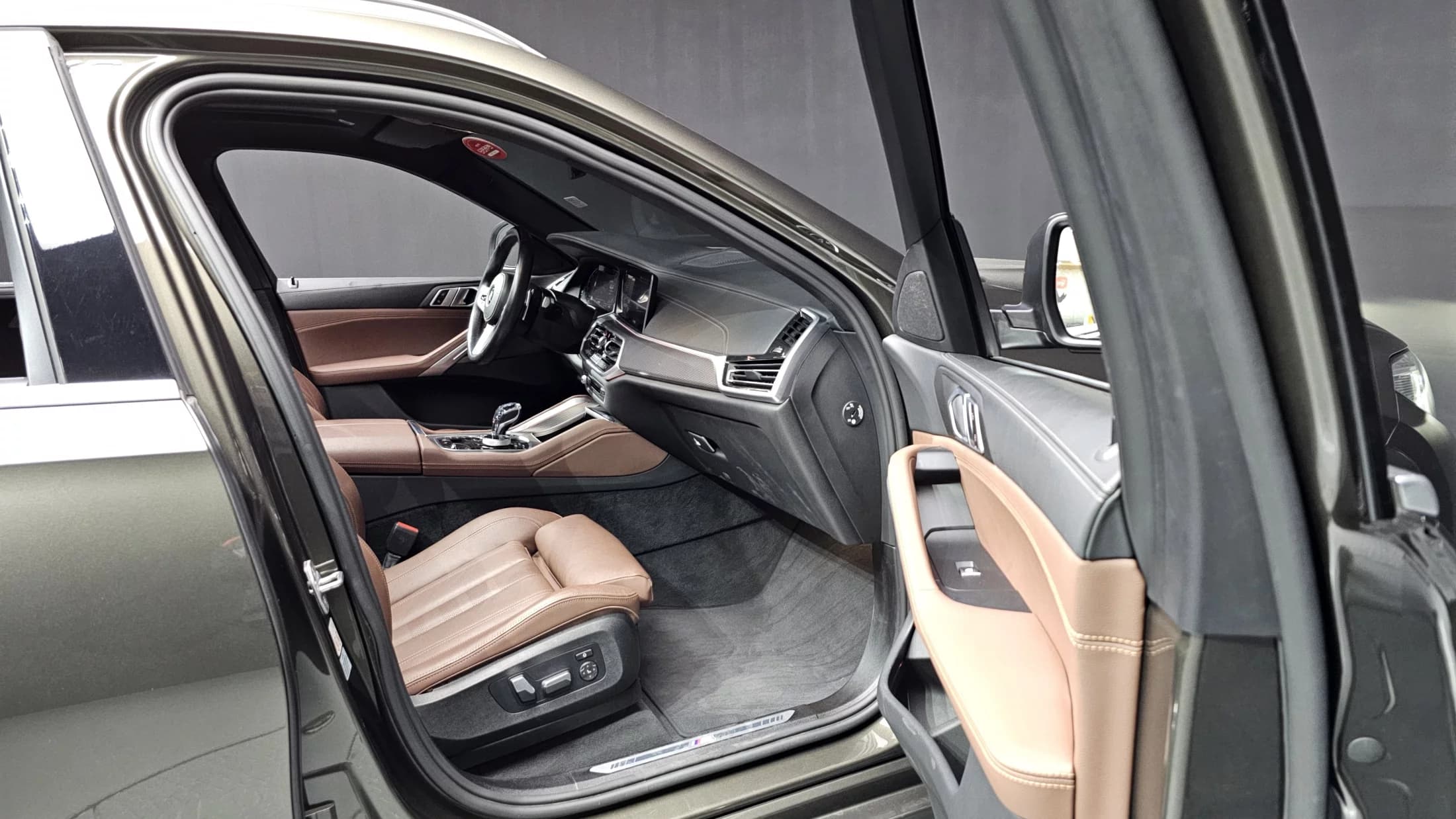 BMW X6 xDrive40i M Sport, 2022 г. 73290 км. — фото 11