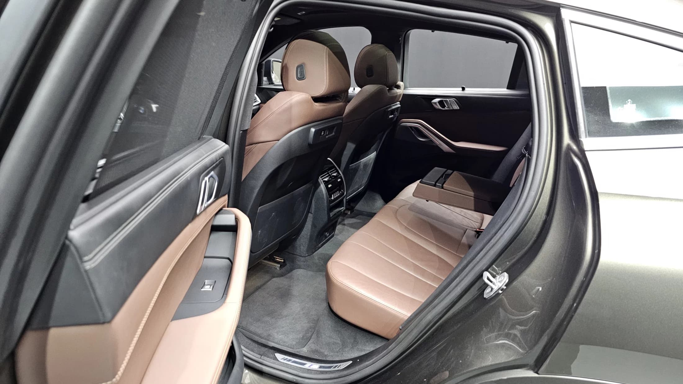 BMW X6 xDrive40i M Sport, 2022 г. 73290 км. — фото 12