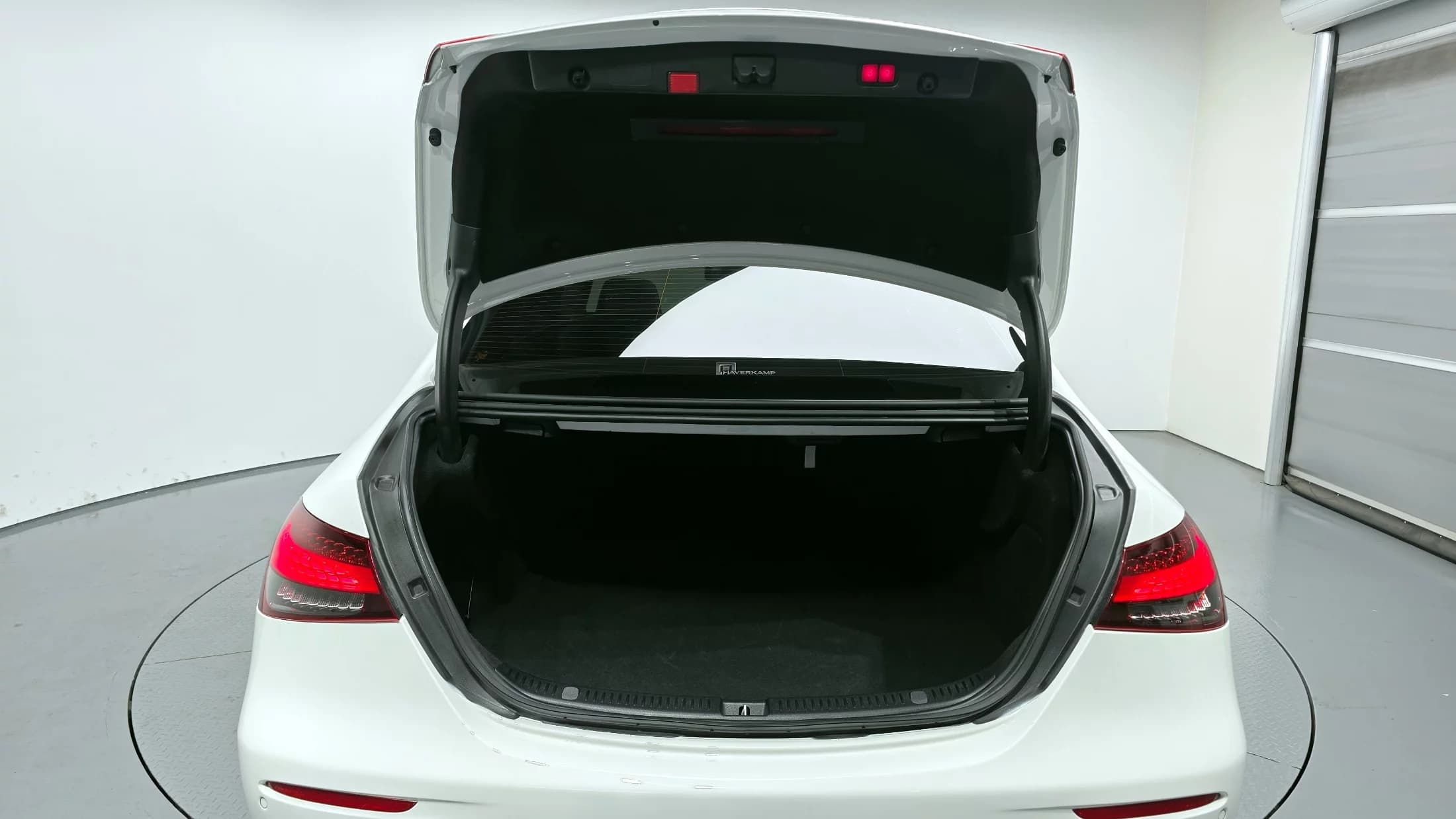 Mercedes-Benz E-Class E350 4MATIC AMG Line, 2021 г. 22741 км. — фото 20
