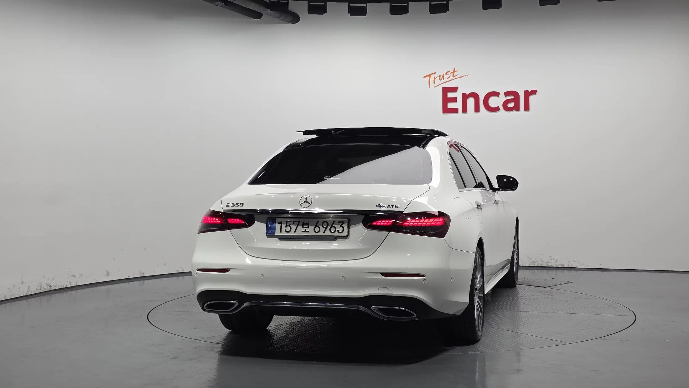 Mercedes-Benz E-Class E350 4MATIC AMG Line, 2021 г. 22741 км. — фото 4