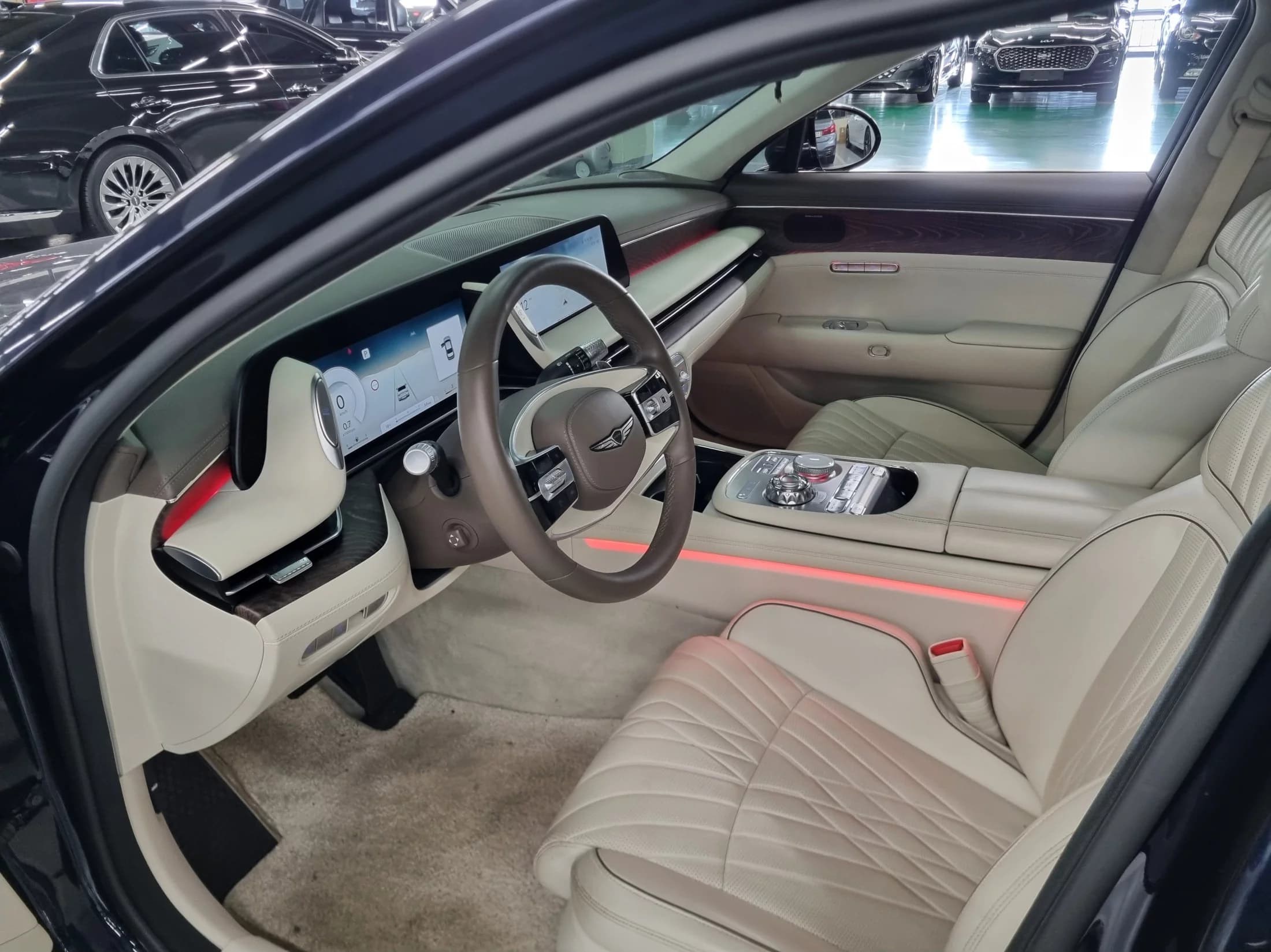 Genesis G90 Gasoline 3.5 Turbo AWD, 2022 г. 74726 км. — фото 6