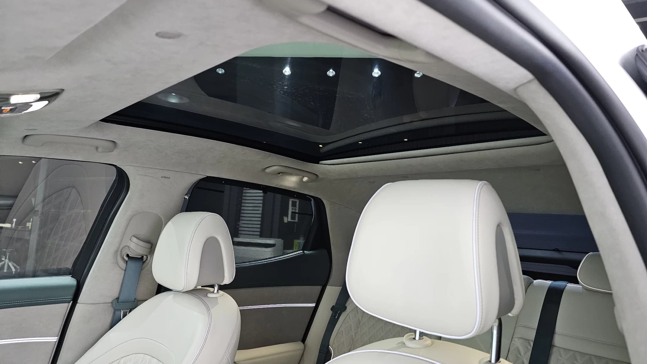 Genesis GV60 Standard AWD, электромобиль, 2025 г. 7150 км. — фото 12