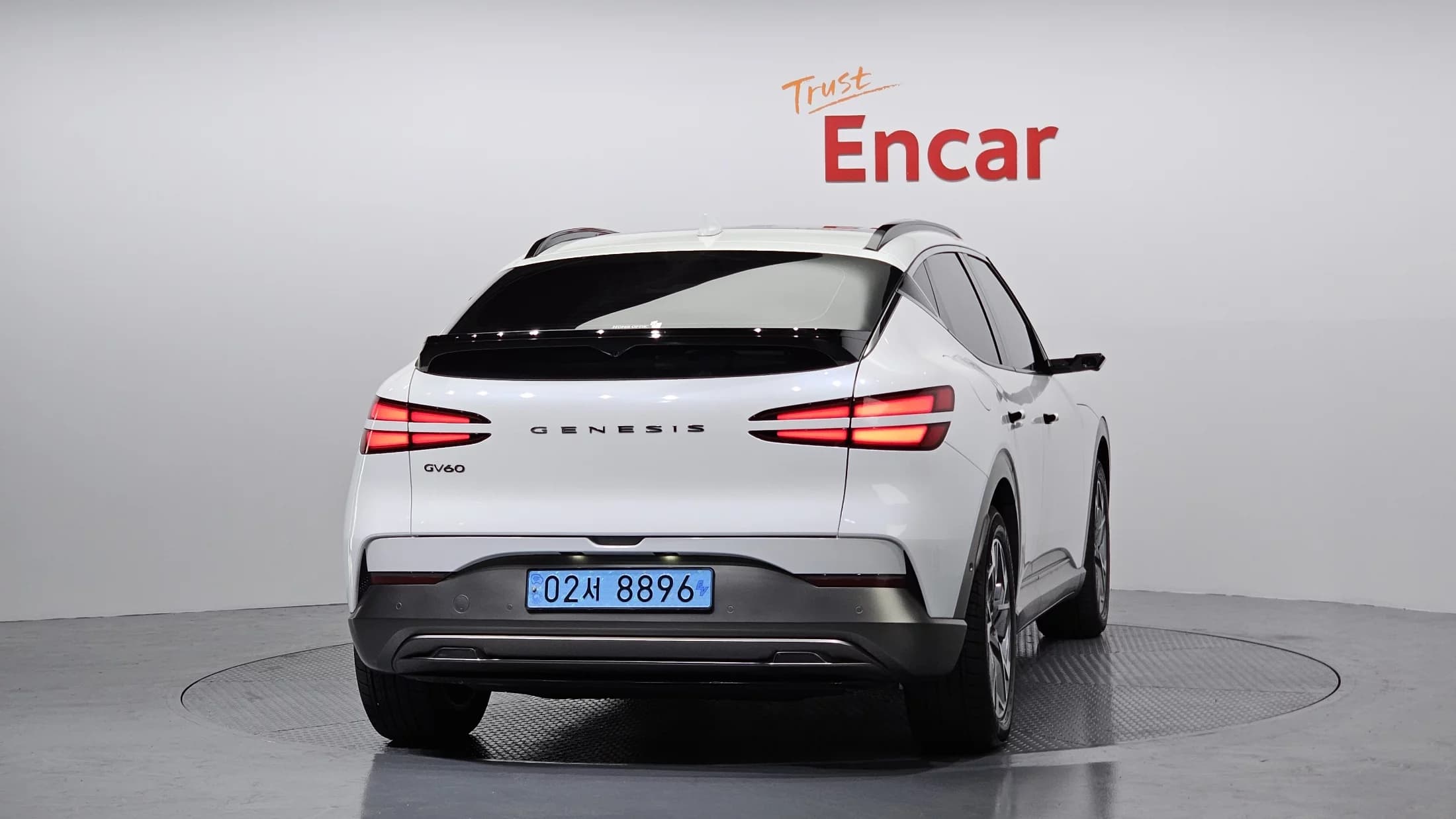 Genesis GV60 Standard AWD, электромобиль, 2025 г. 7150 км. — фото 4