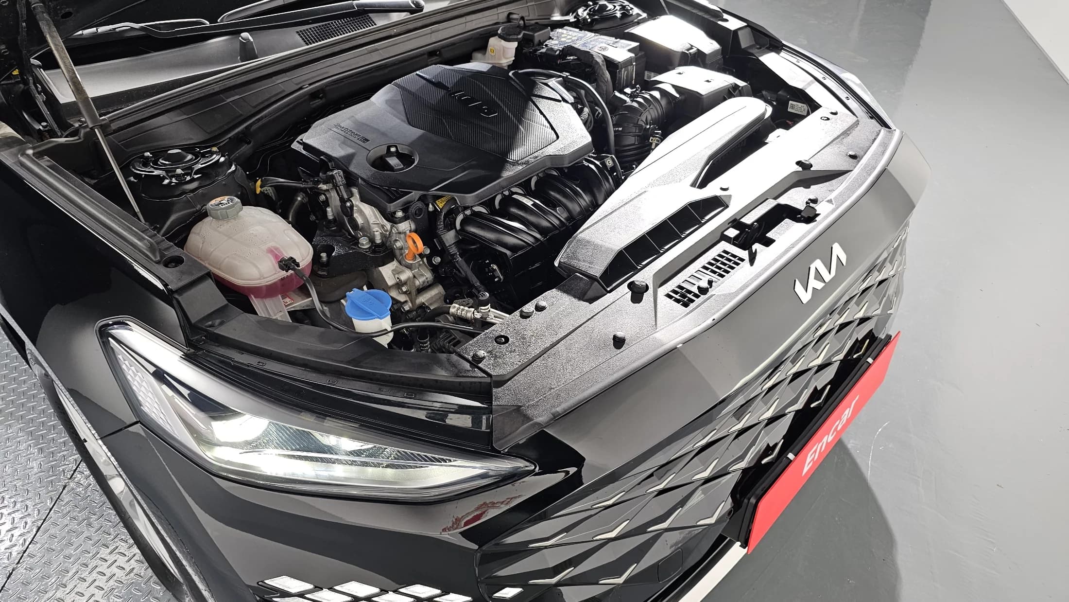 Kia K8 2.5 Gasoline 2WD Noblesse, 2022 г. 26258 км. — фото 6