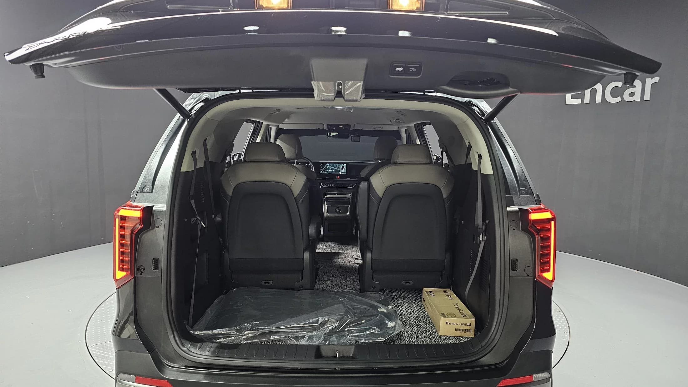 Kia Carnival Gasoline 9-Seater Noblesse, 2024 г. 7531 км. — фото 20