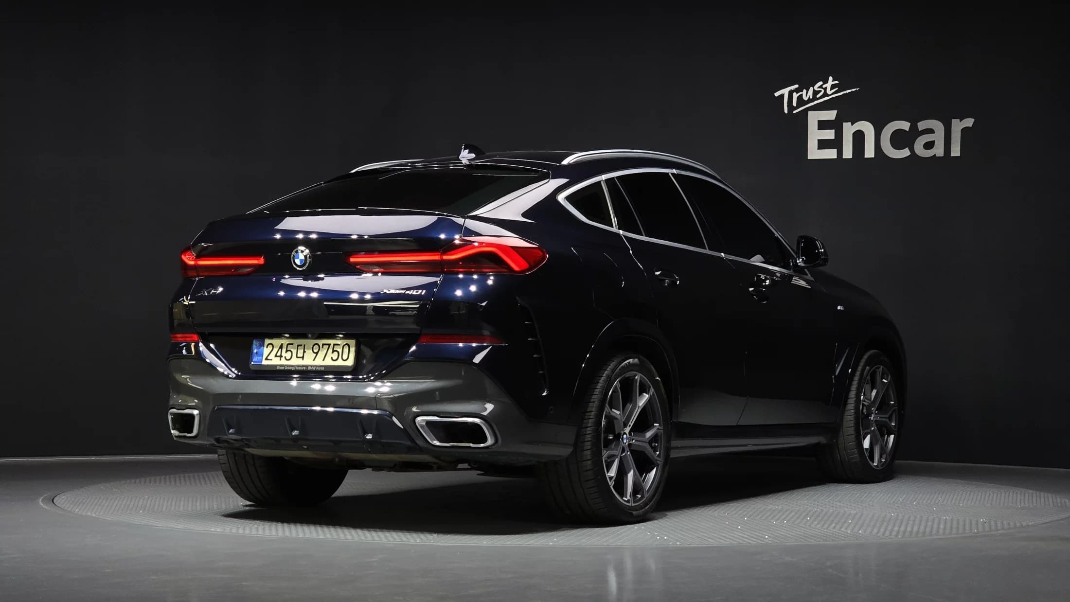 BMW X6 xDrive40i M Sport, 2021 г. 83080 км. — фото 2
