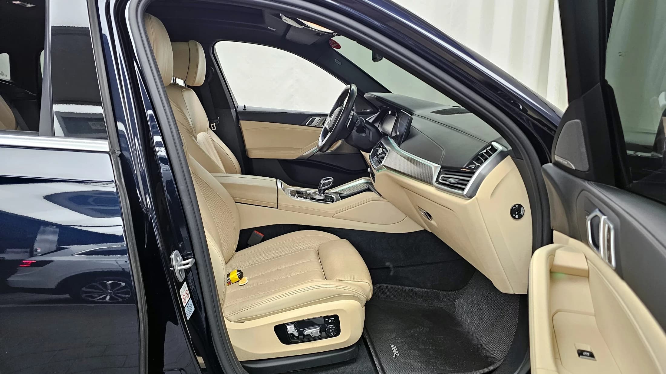 BMW X6 xDrive40i M Sport, 2021 г. 83080 км. — фото 11