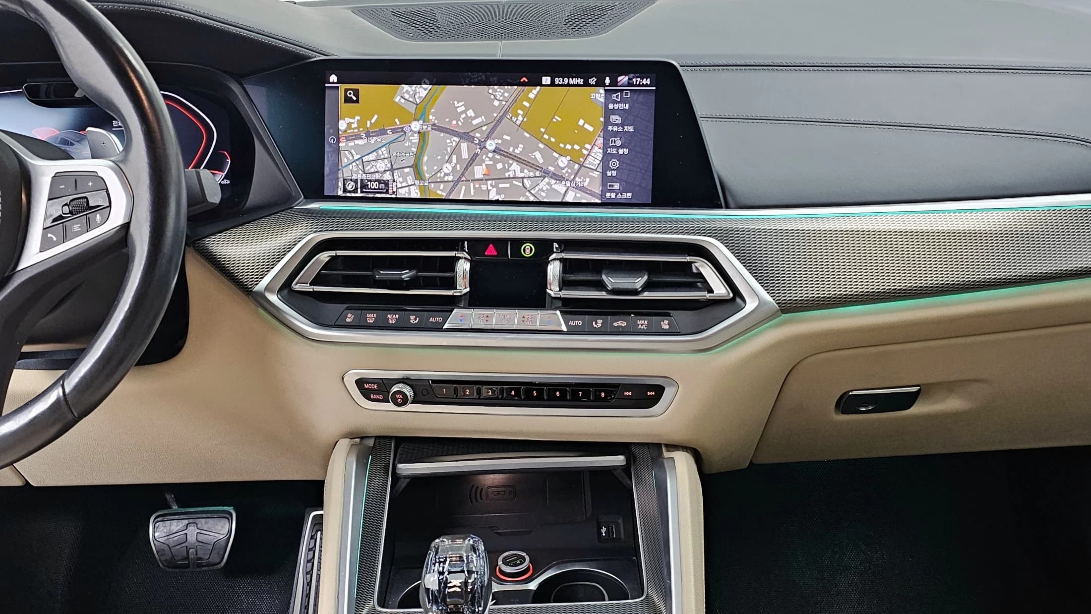 BMW X6 xDrive40i M Sport, 2021 г. 83080 км. — фото 14