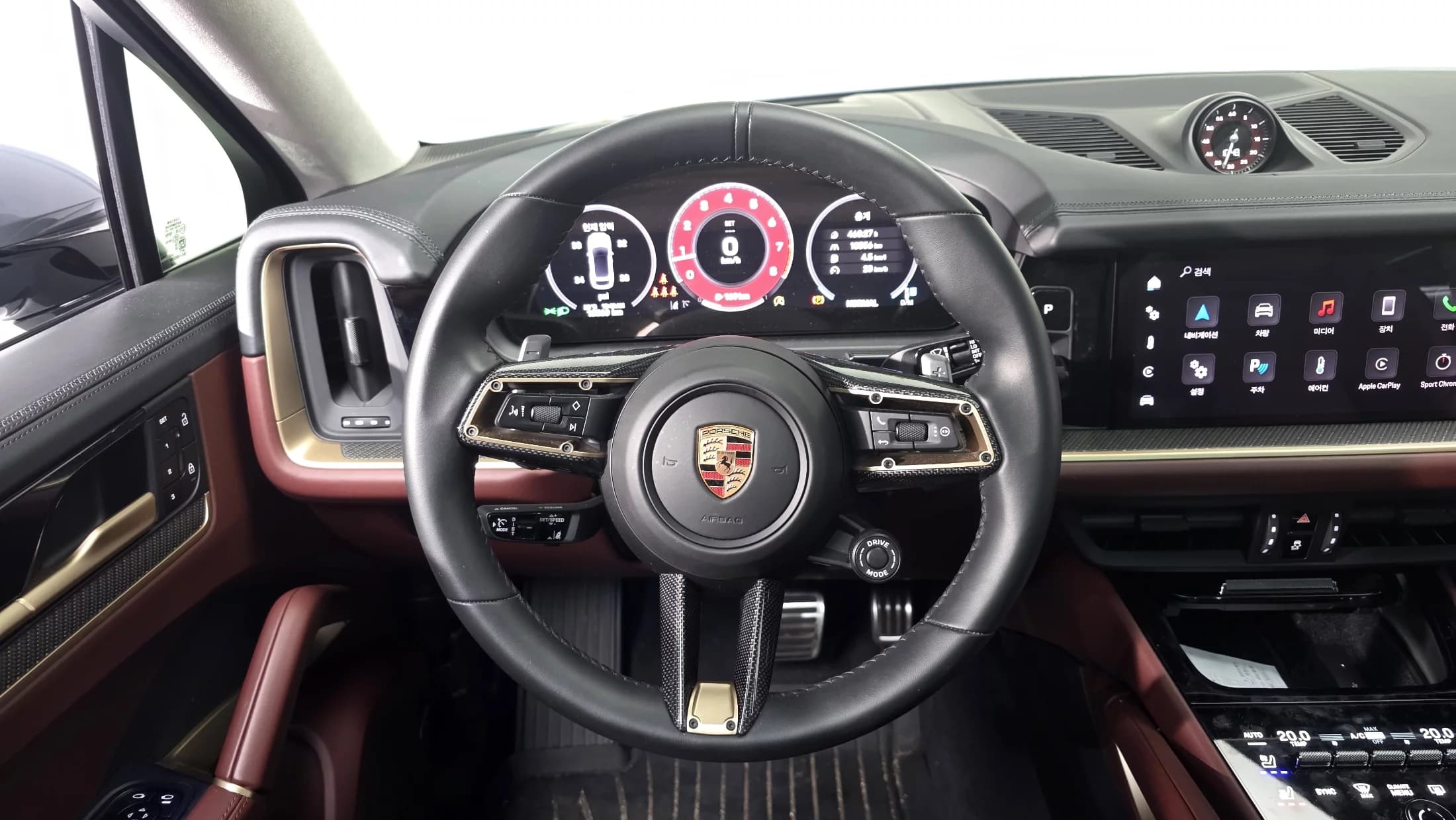 Porsche CAYENNE 4.0 GTS Coupe, 2024 г. 10591 км. — фото 13