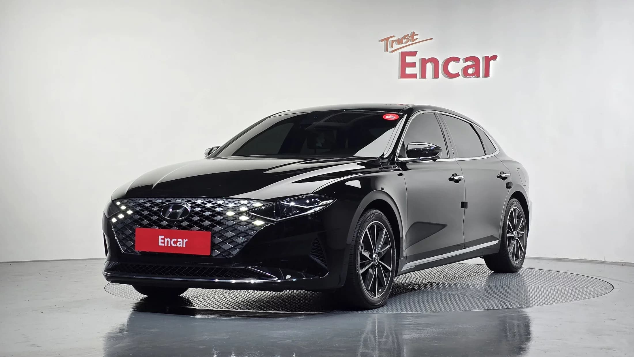 Hyundai Grandeur 3.3 Le Blanc, 2021 г. 80194 км.