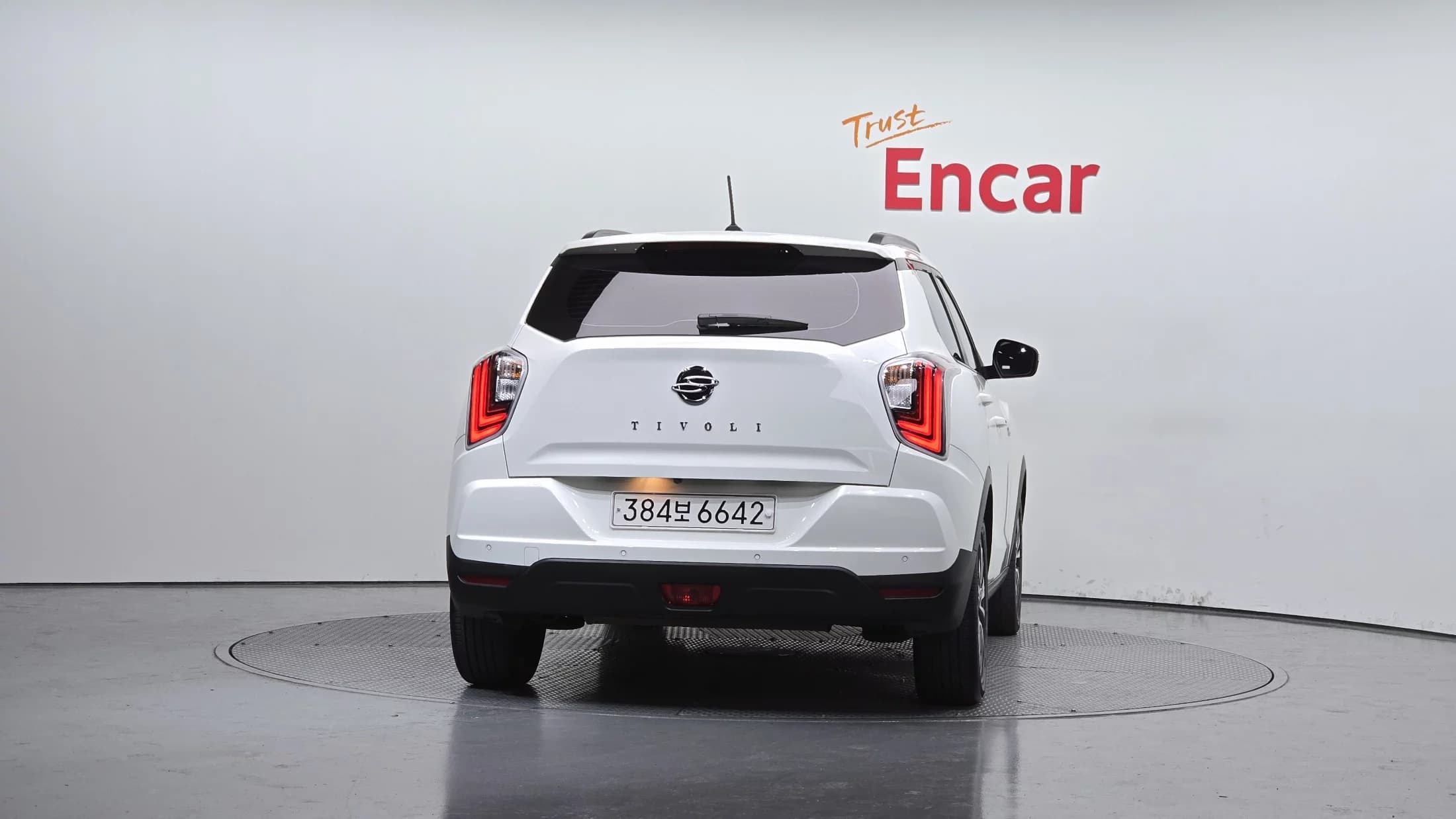 SsangYong TIBOLI Gasoline 1.5 2WD V3, 2021 г. 72270 км. — фото 4