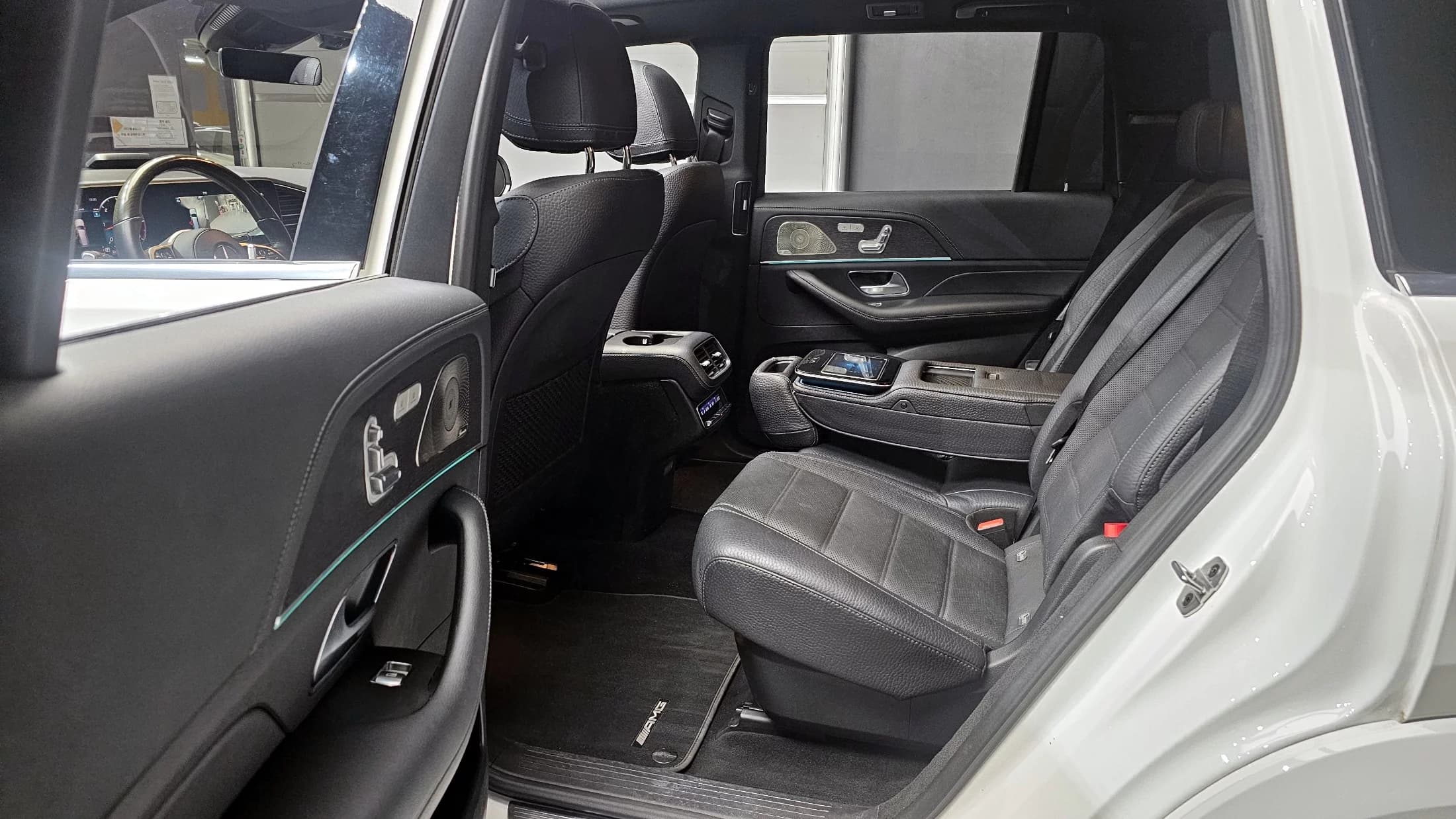 Mercedes-Benz GLS-Class GLS400d 4MATIC, 2022 г. 40703 км. — фото 12