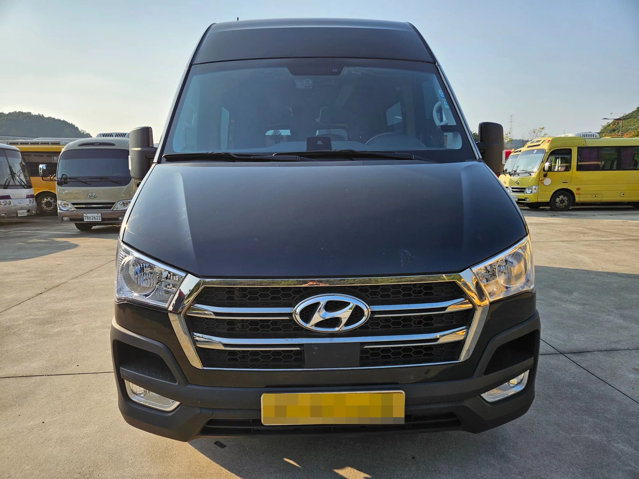 Hyundai H1 16-seater Deluxe, 2024 г. 40114 км. — фото 2