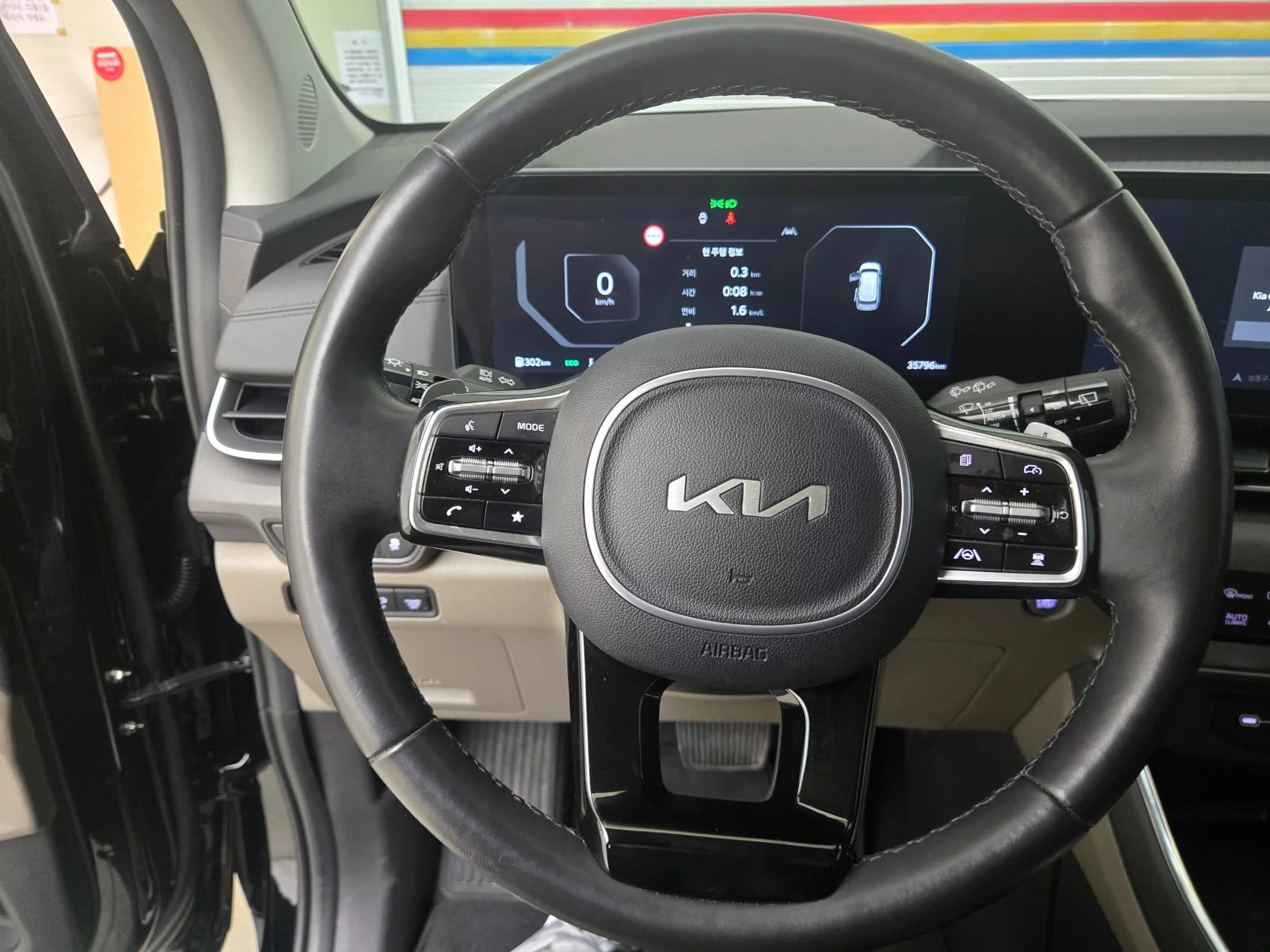 Kia Carnival 9-Seater Noblesse, 2024 г. 35066 км. — фото 17