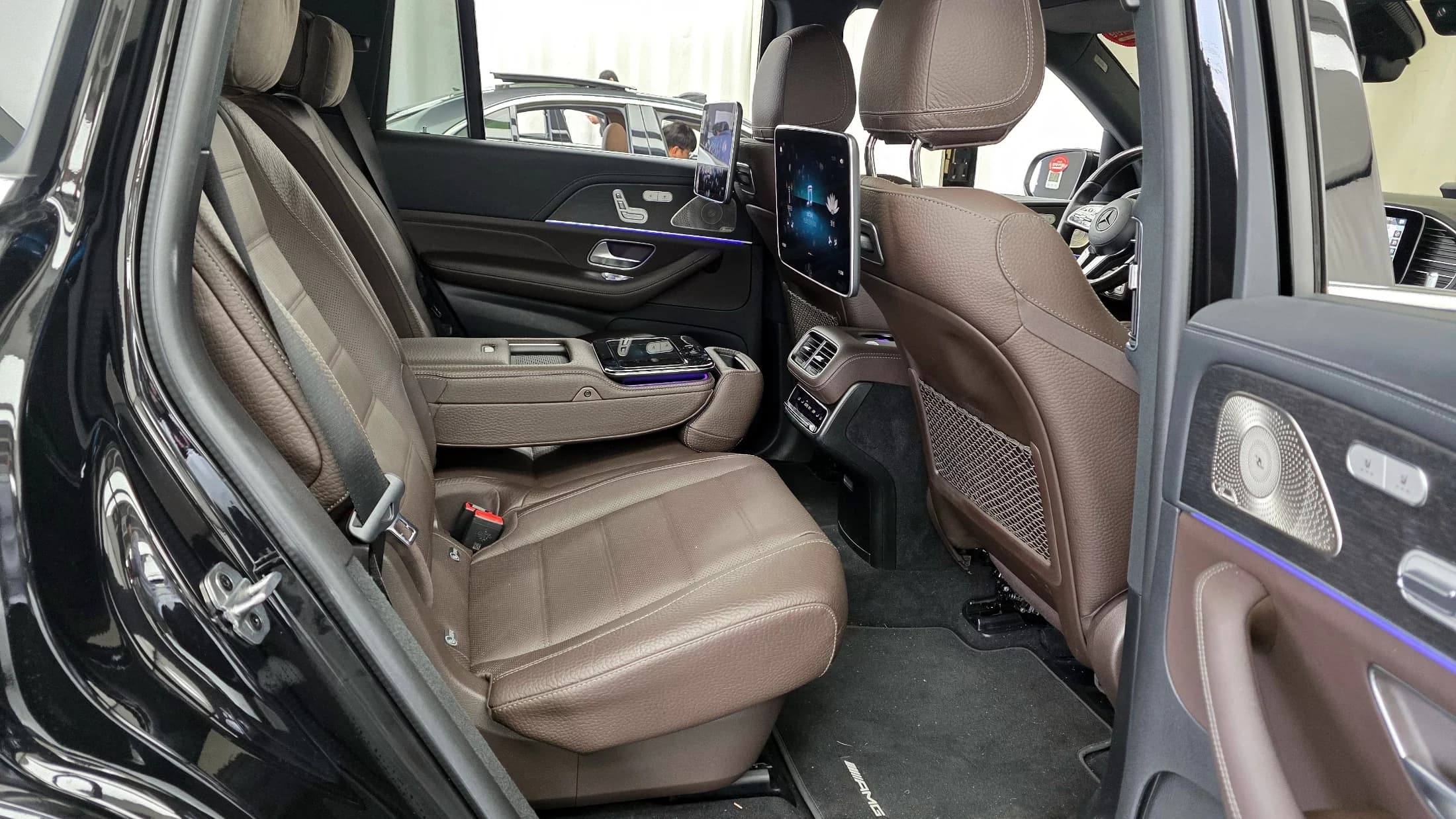 Mercedes-Benz GLS-Class GLS400d 4MATIC, 2023 г. 44141 км. — фото 12