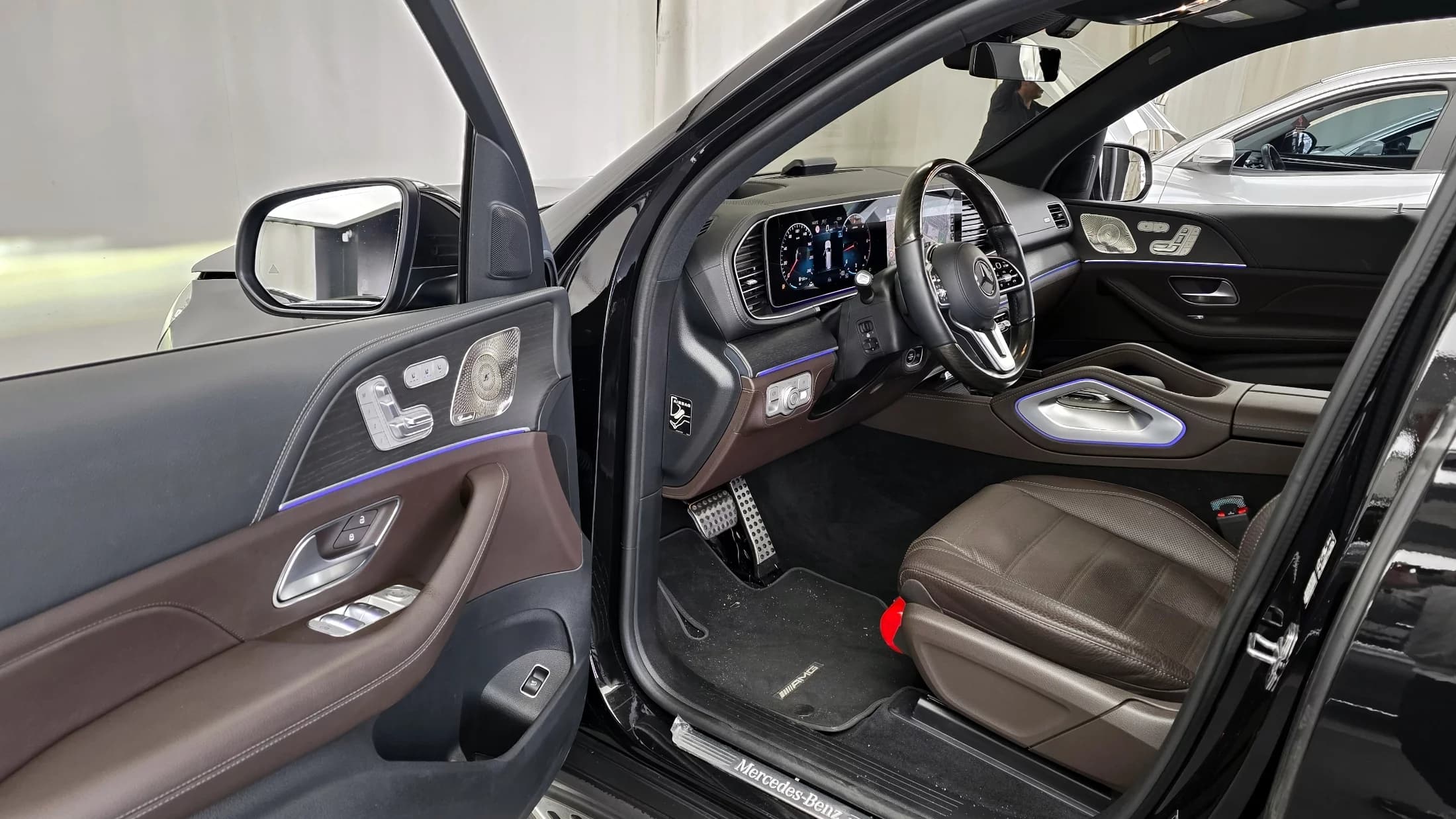 Mercedes-Benz GLS-Class GLS400d 4MATIC, 2023 г. 44141 км. — фото 10