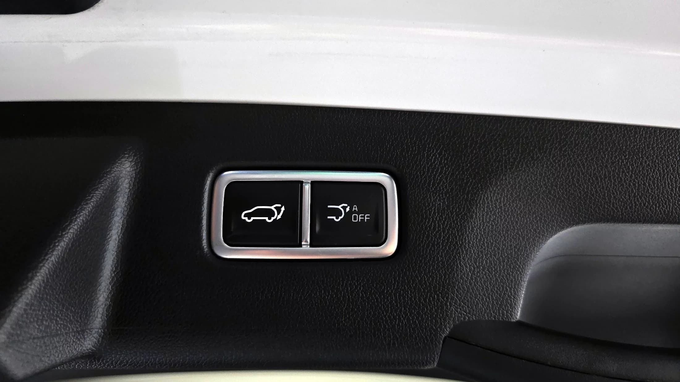 Kia Sorento HEV 1.6 2WD Signature, гибрид, 2023 г. 41044 км. — фото 20