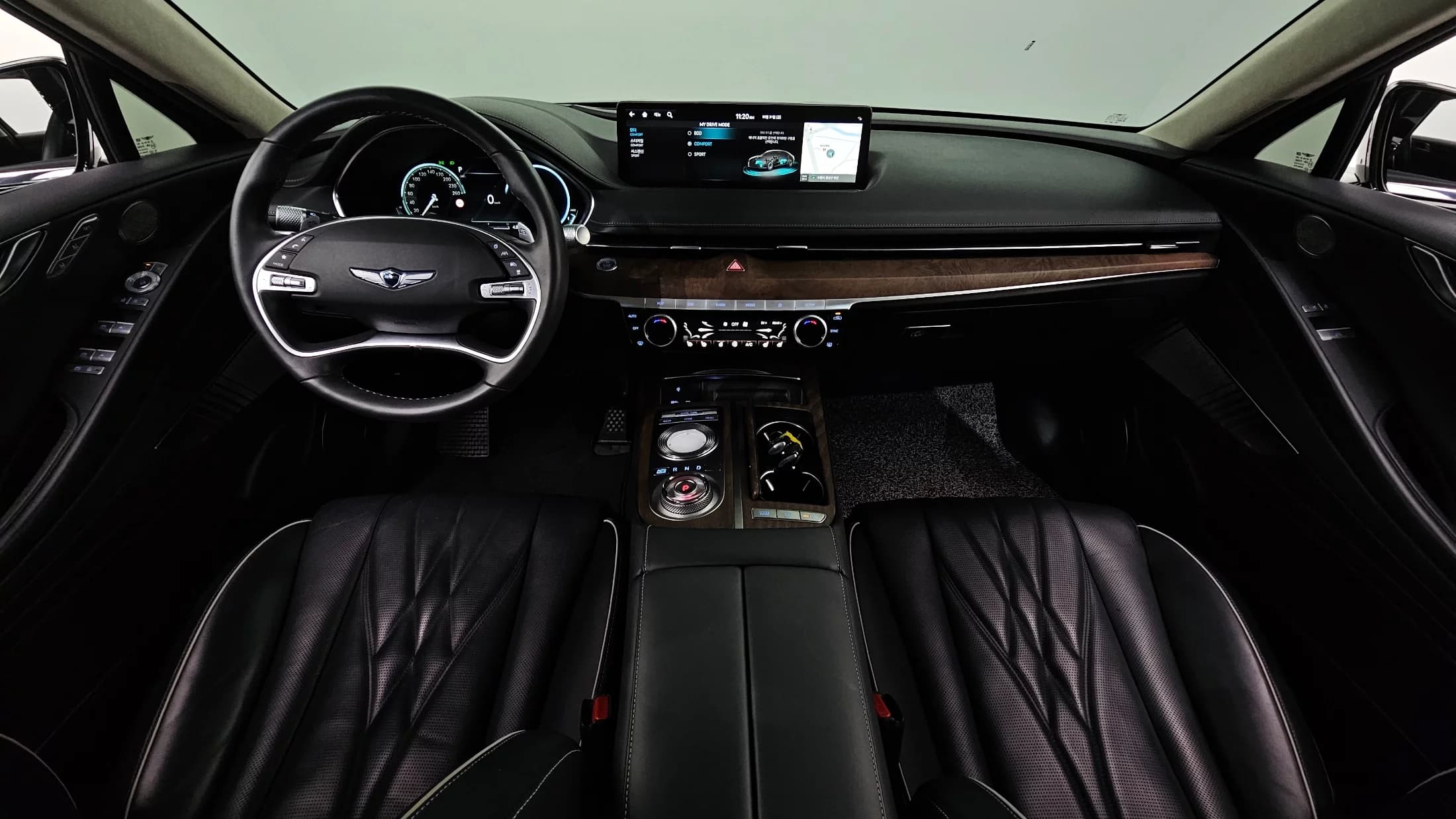 Genesis Electrified G80 e-AWD, электромобиль, 2021 г. 51752 км. — фото 7