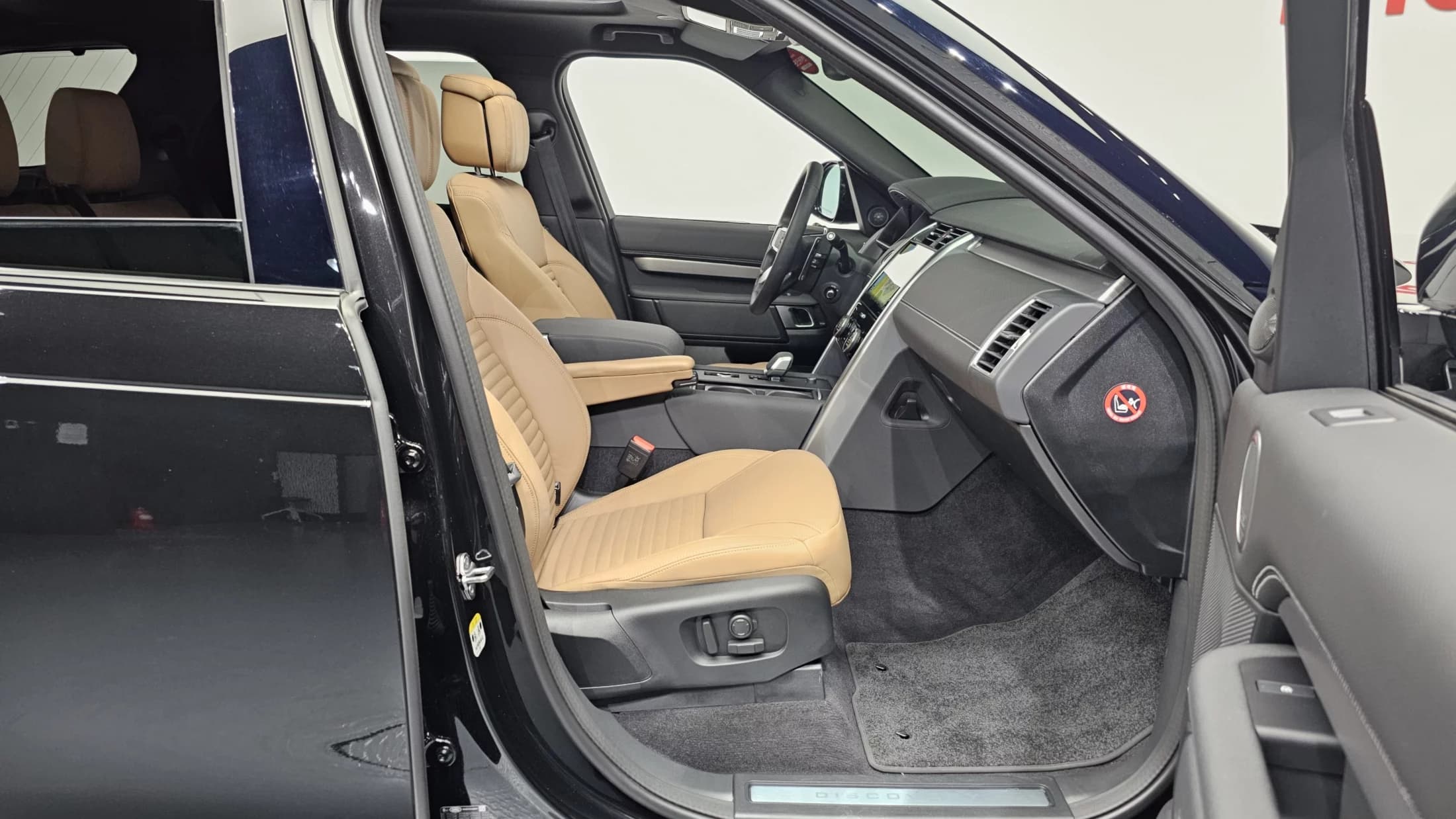 Land Rover DISCOVERY D350 Dynamic HSE, 2025 г. 4291 км. — фото 11