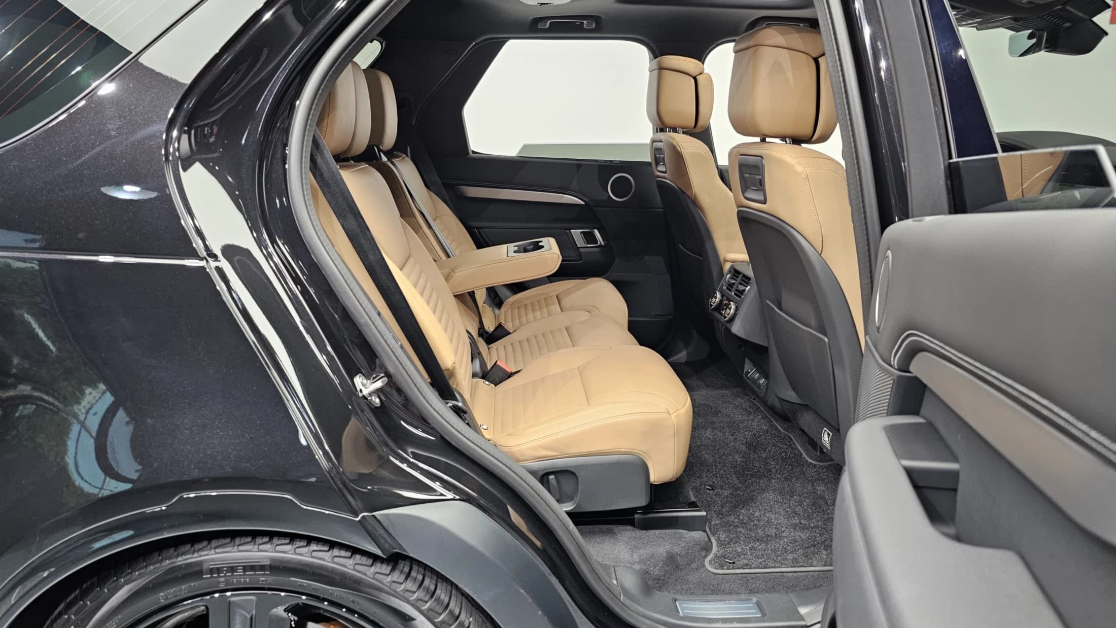 Land Rover DISCOVERY D350 Dynamic HSE, 2025 г. 4291 км. — фото 12