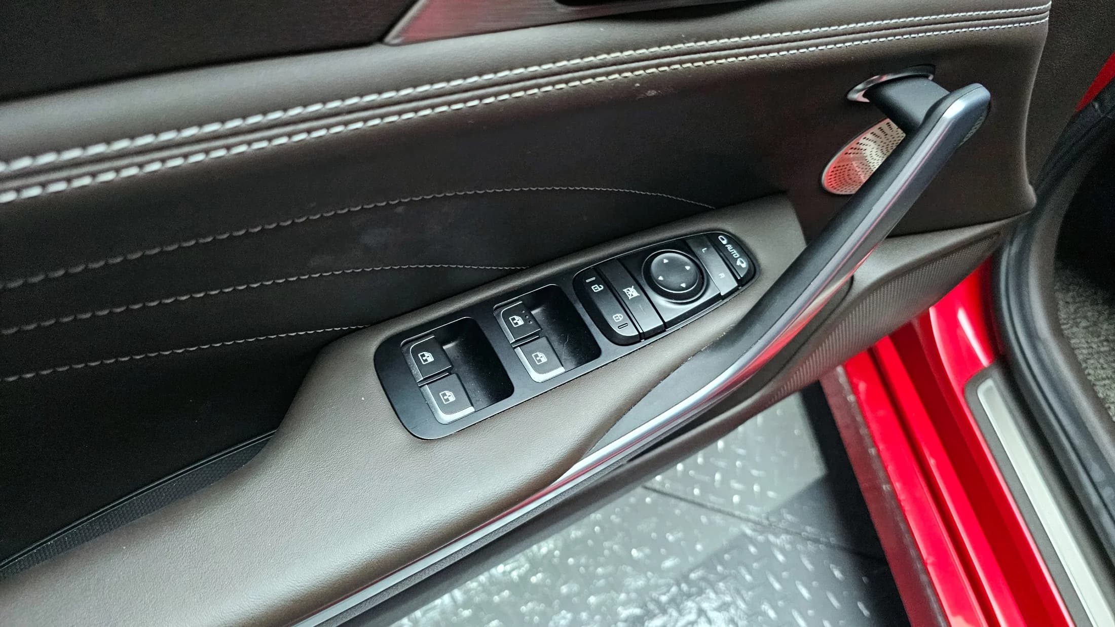 Kia Stinger 3.3 GT Masters Turbo Package, 2021 г. 64795 км. — фото 18